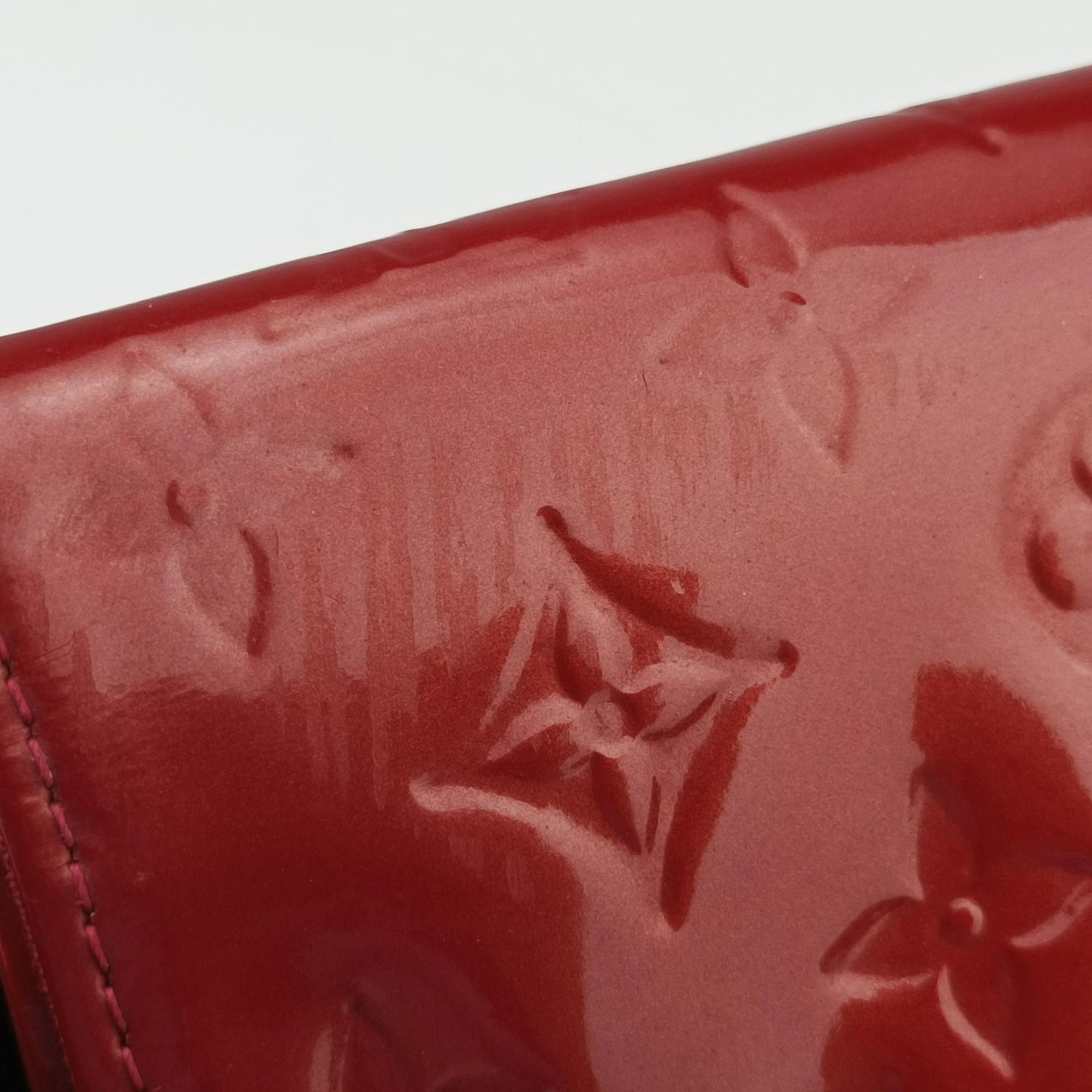 Secondhand Louis Vuitton Rossmore MM Red Vernis M91550 handbag | stylenewstar