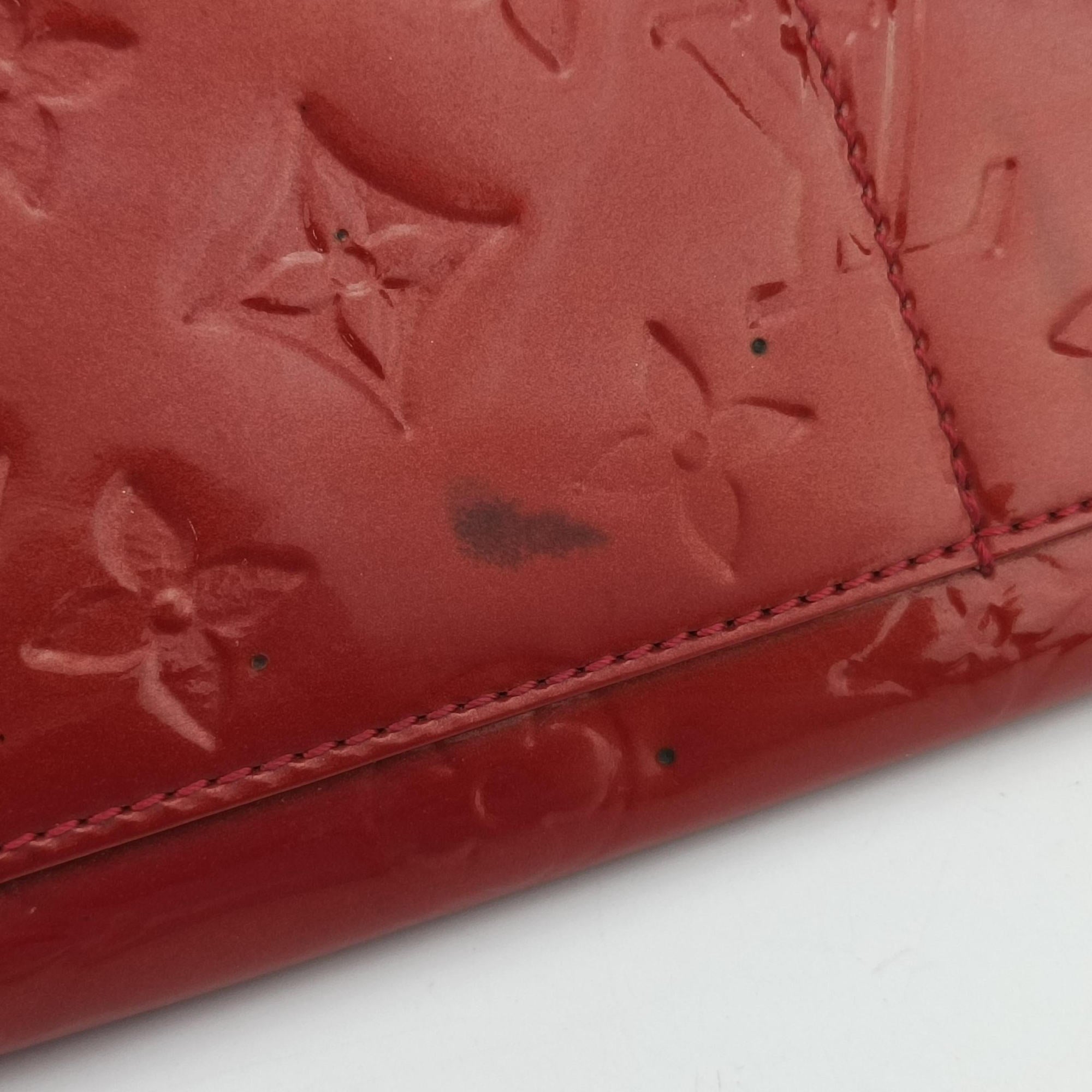 Secondhand Louis Vuitton Rossmore MM Red Vernis M91550 handbag | stylenewstar