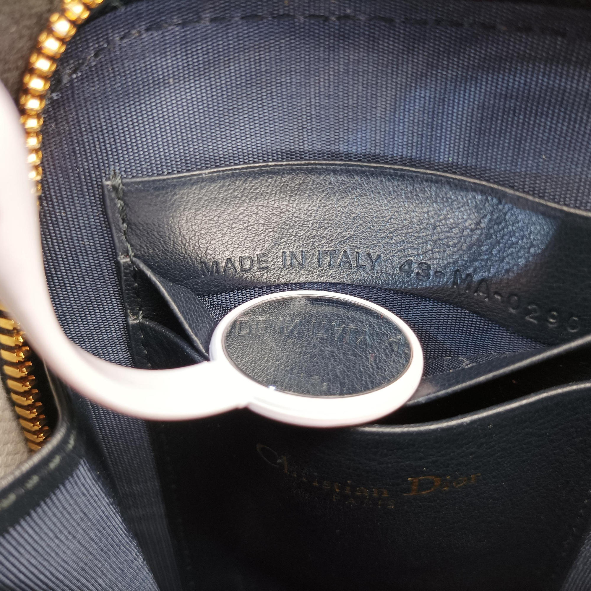 Secondhand Christian Dior Oblique 30 Montaigne Phone Holder Navy Oblique jacquard  shoulderbag | stylenewstar