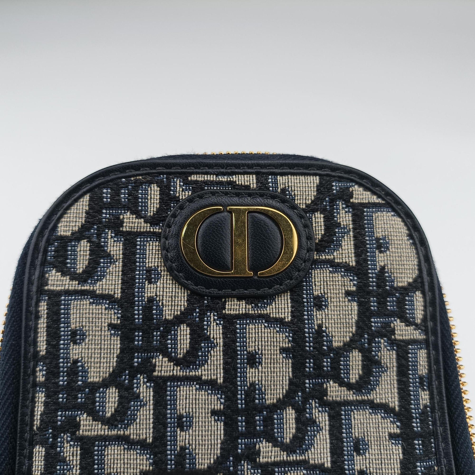 Secondhand Christian Dior Oblique 30 Montaigne Phone Holder Navy Oblique jacquard  shoulderbag | stylenewstar