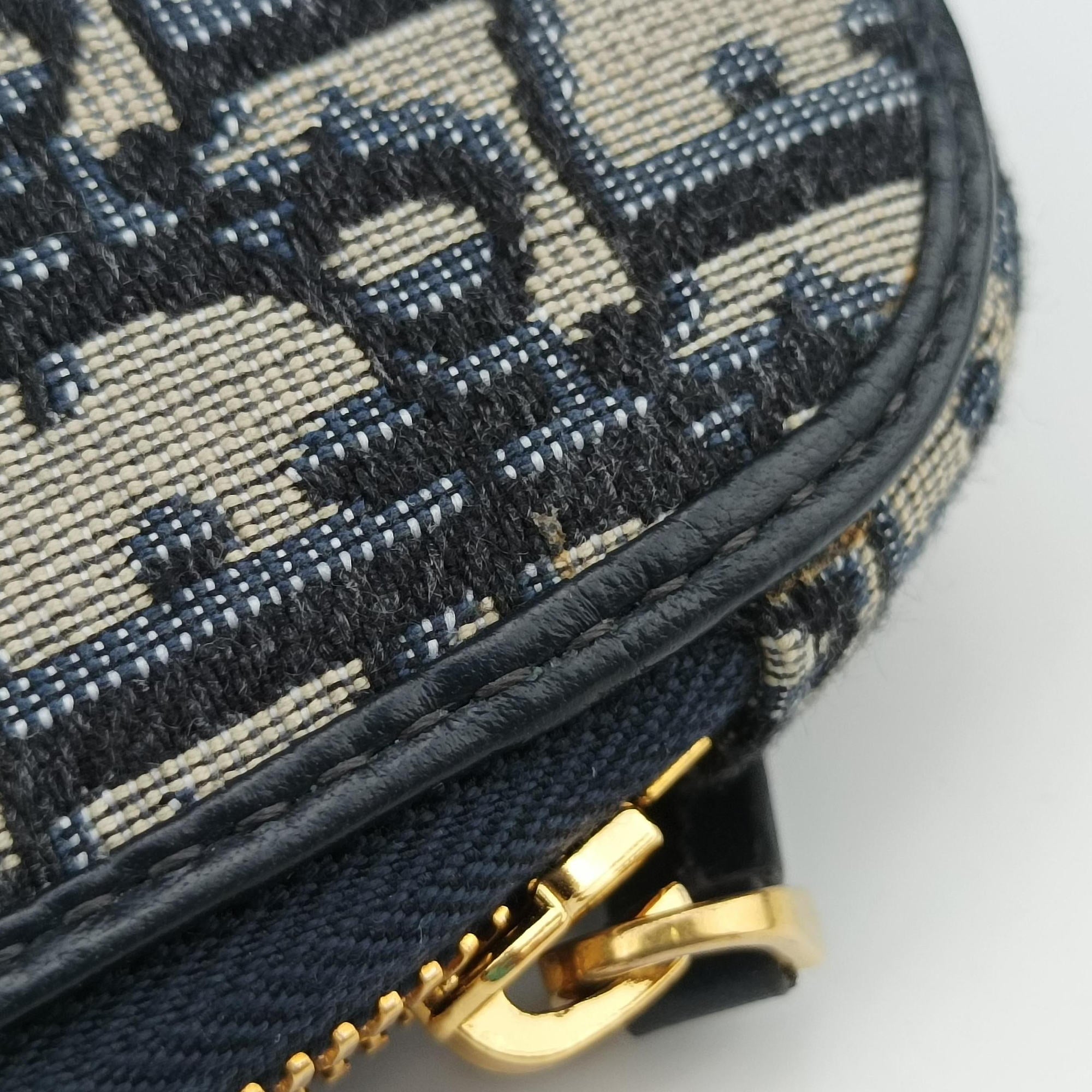 Secondhand Christian Dior Oblique 30 Montaigne Phone Holder Navy Oblique jacquard  shoulderbag | stylenewstar