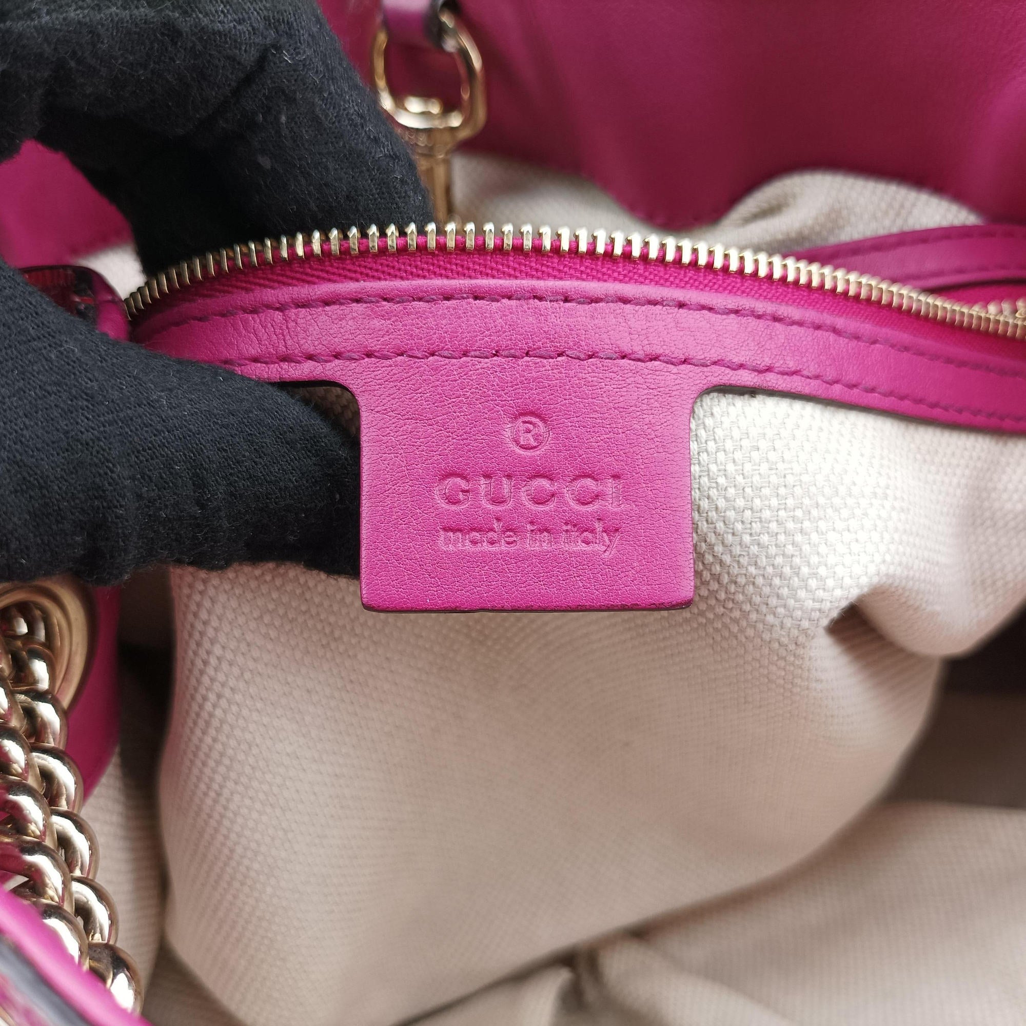 Pre-owned Gucci Soho RoseRed Patent Leather 308982 shoulderbag | stylenewstar