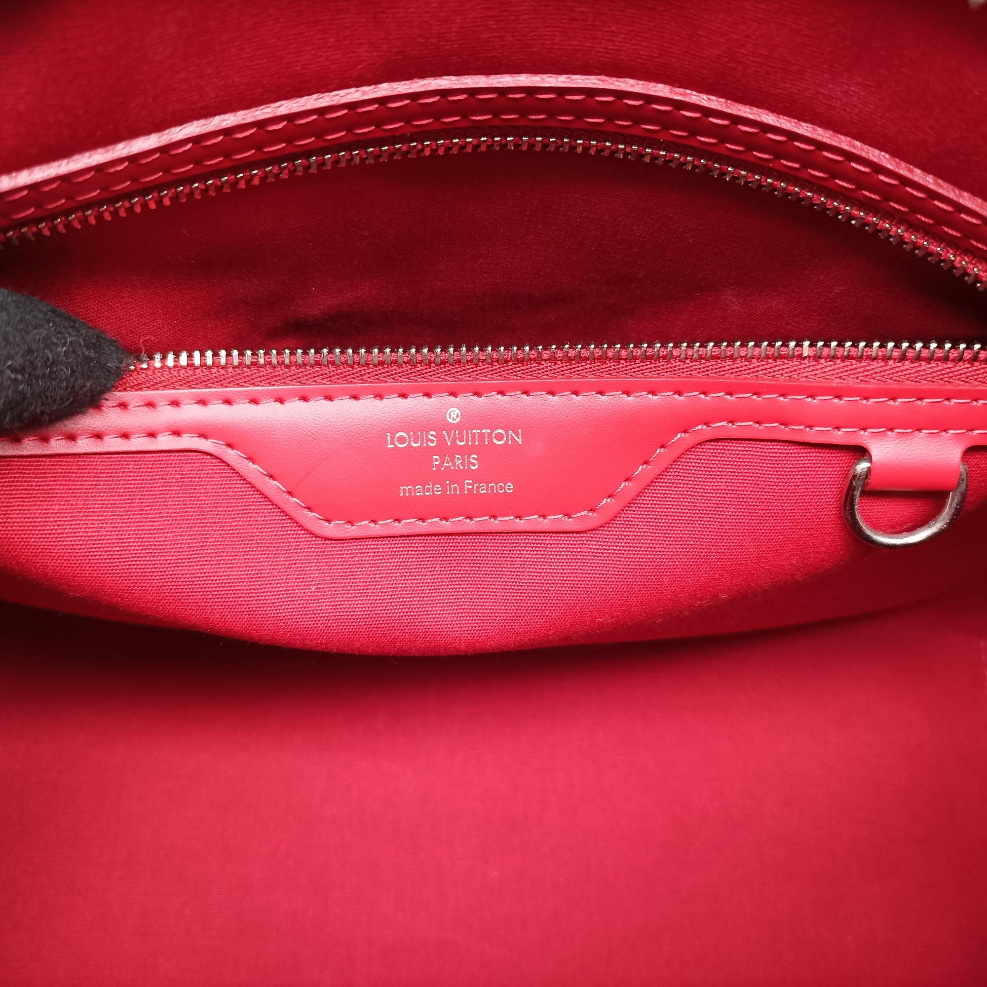 Secondhand Louis Vuitton Brea MM Rubis Epi M4030E shoulderbag | stylenewstar