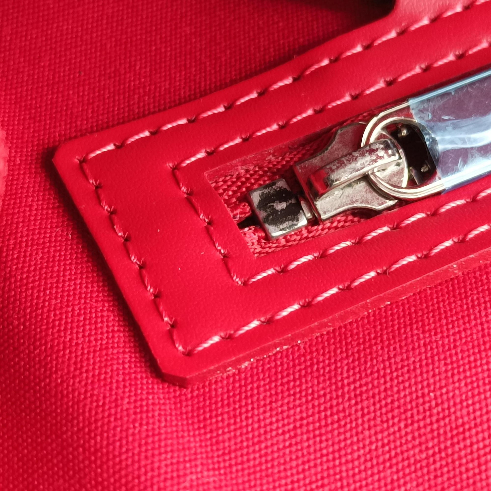 Secondhand Louis Vuitton Brea MM Rubis Epi M4030E shoulderbag | stylenewstar