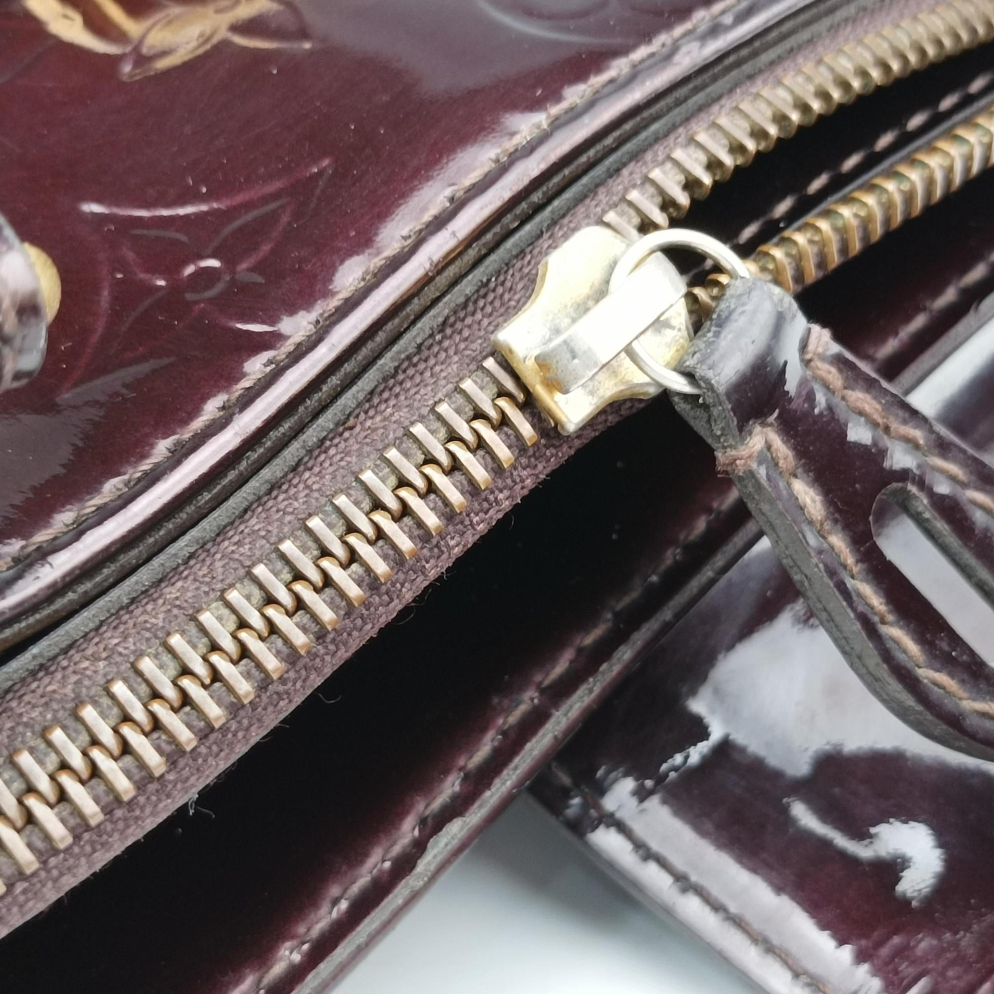 Pre-owned Louis Vuitton MELROSE AVENUE AMARANTE Vernis M93757 handbag | stylenewstar