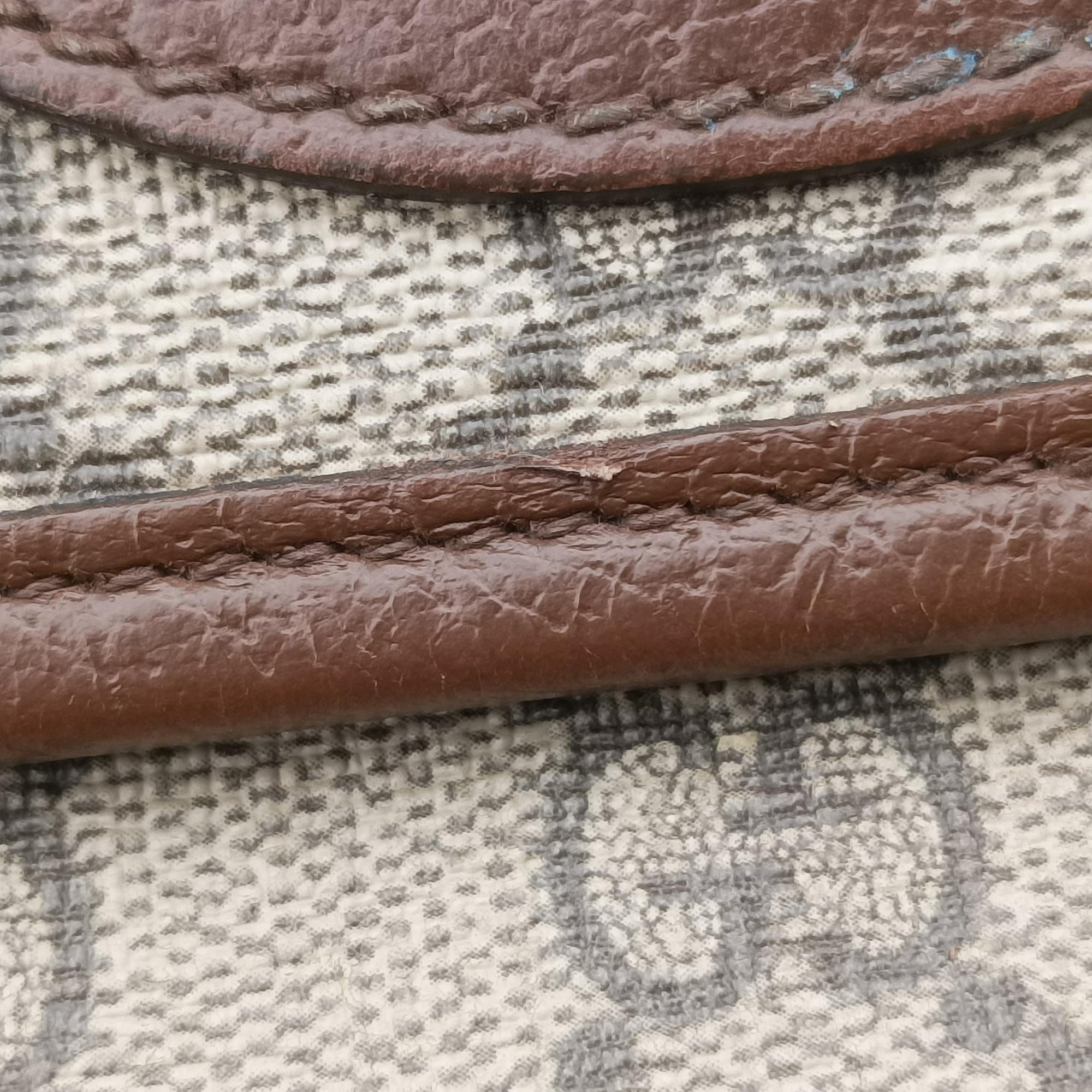 Pre-owned Gucci NEO VINTAGE GG Supreme Brown PVC coated canvas×Leather 493930 shoulderbag | stylenewstar