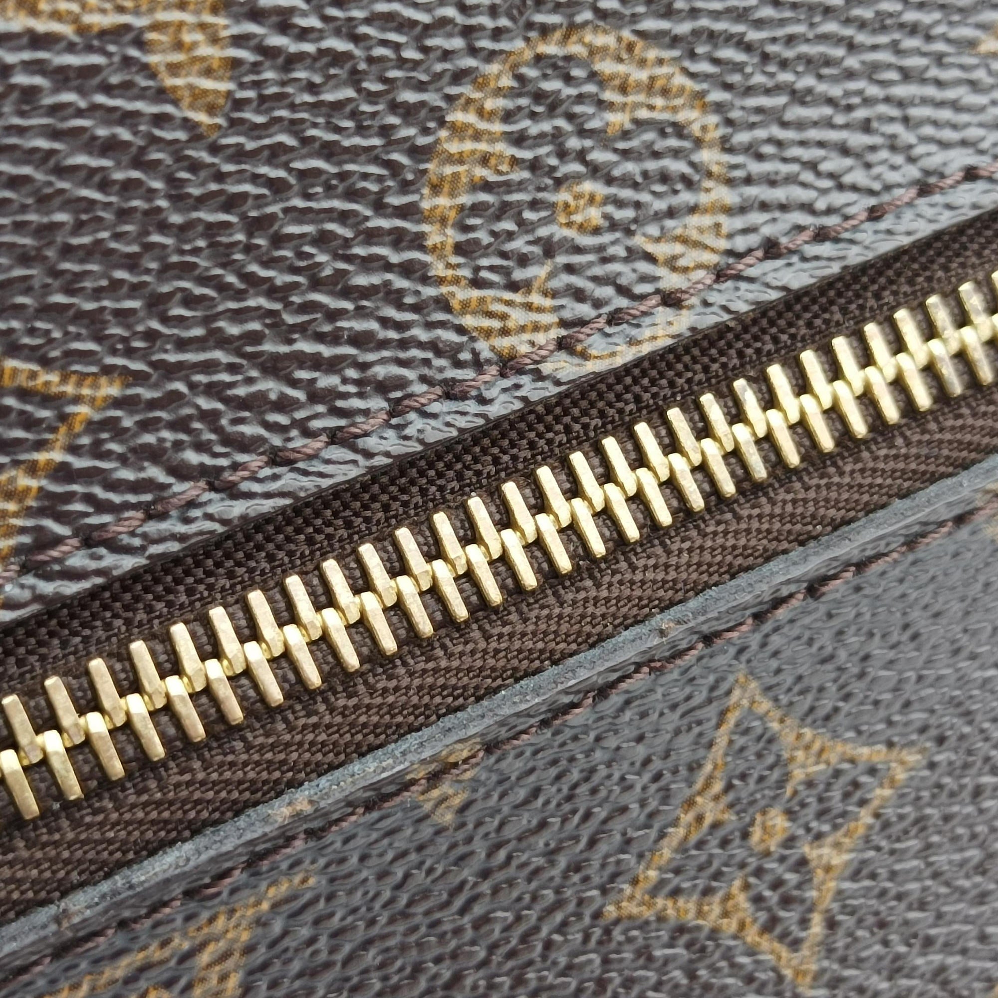 Pre-owned Louis Vuitton Pochette Metis MM Brown Monogram Canvas M44875 shoulderbag | stylenewstar