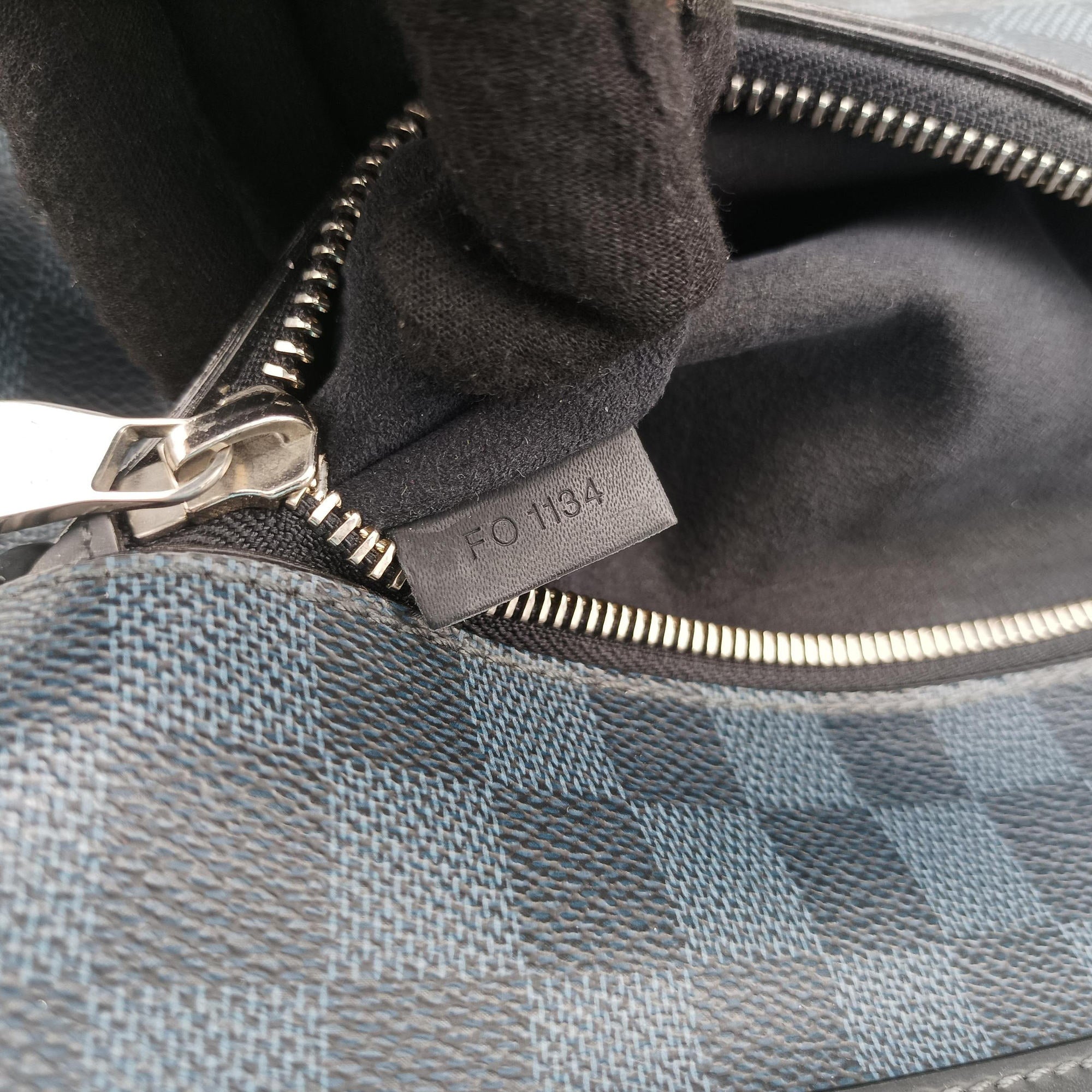 Pre-owned Louis Vuitton Greenwich Noir Damier Cobalt N41351 handbag | stylenewstar