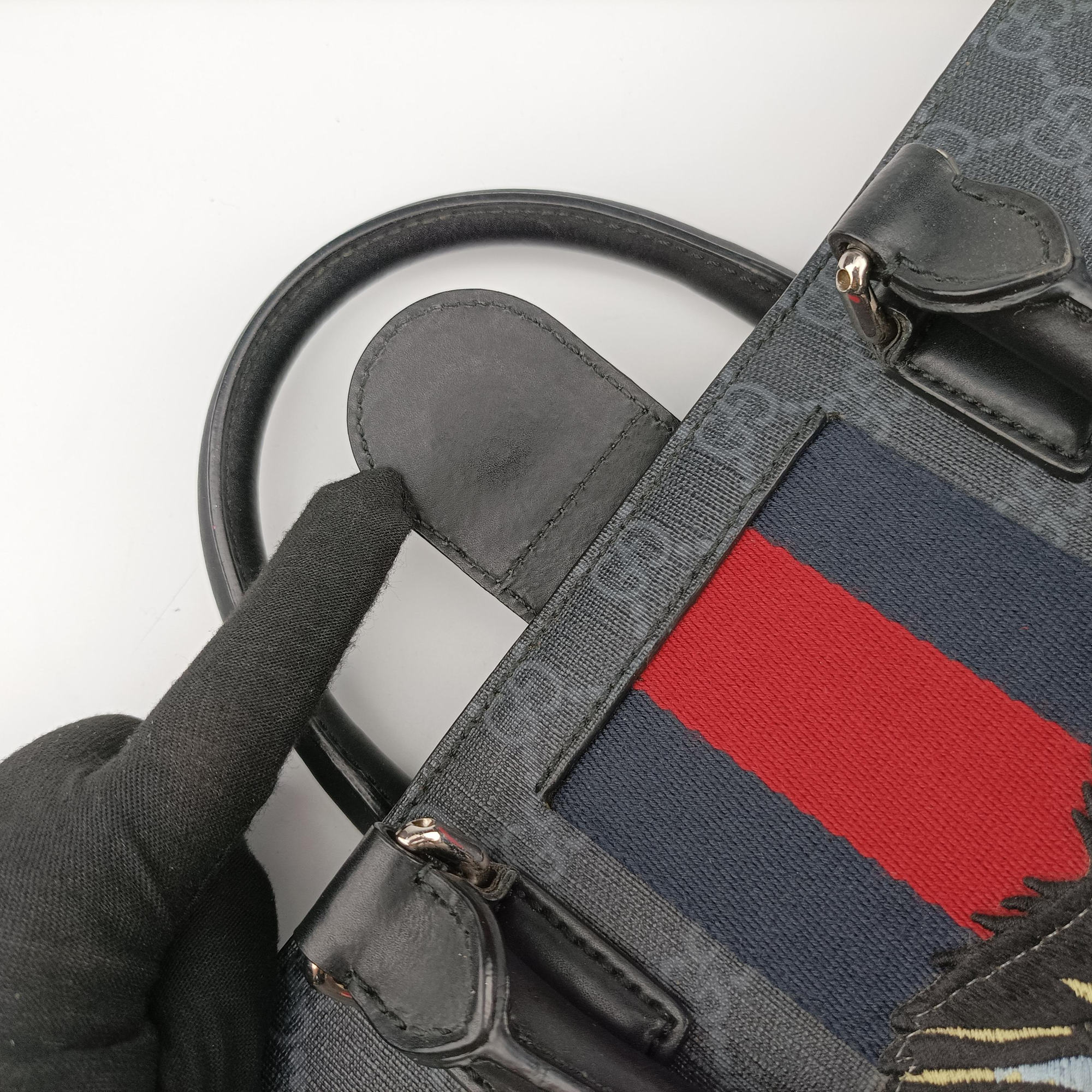 Pre-owned Gucci GG Supreme Angry Cat Black PVC coated canvas 478326 handbag | stylenewstar