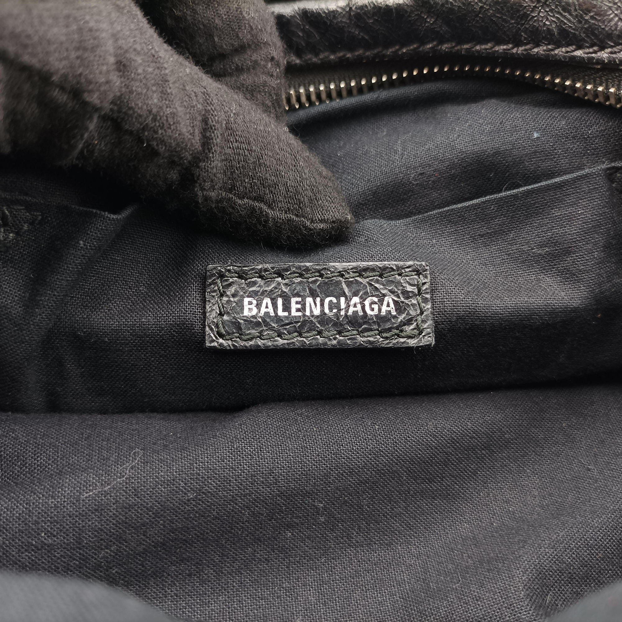 Pre-owned Balenciaga Classic Neo Lift  Black Lambskin 341628 bum bag/waist bag | stylenewstar