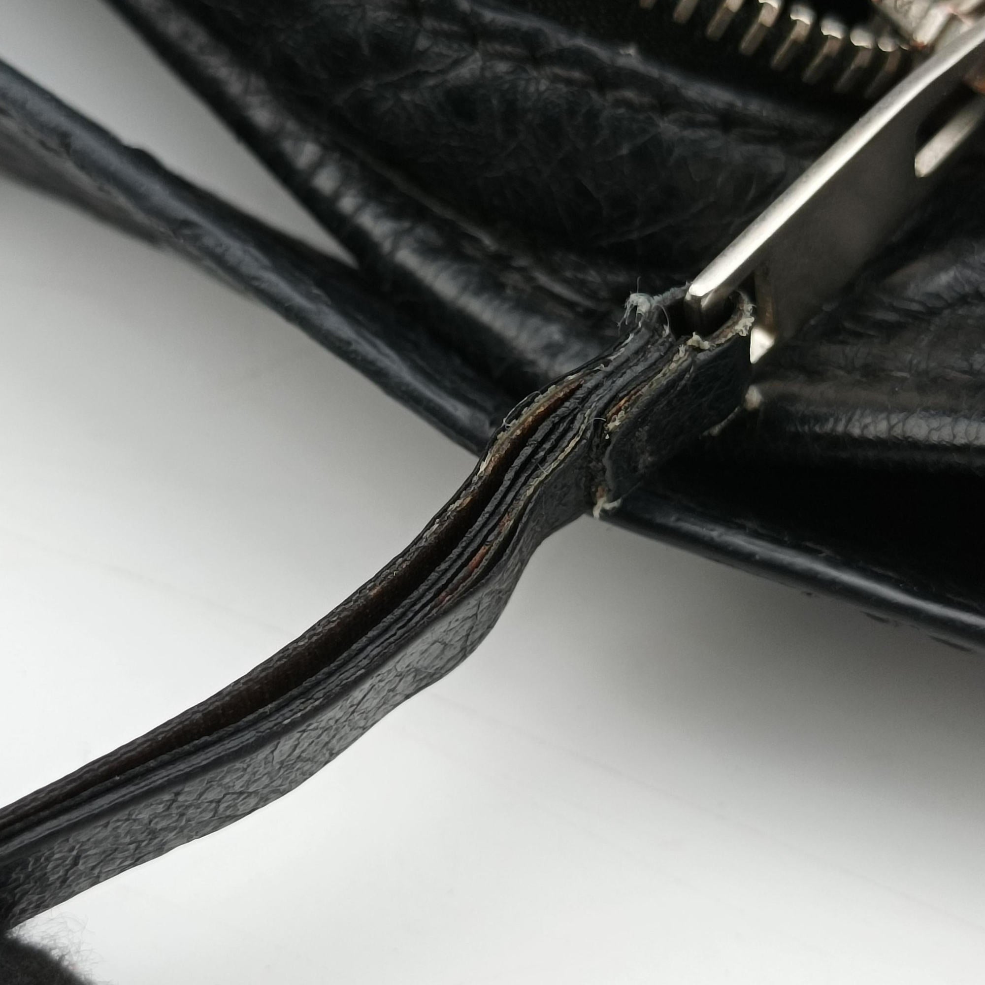Pre-owned Balenciaga Classic Neo Lift  Black Lambskin 341628 bum bag/waist bag | stylenewstar