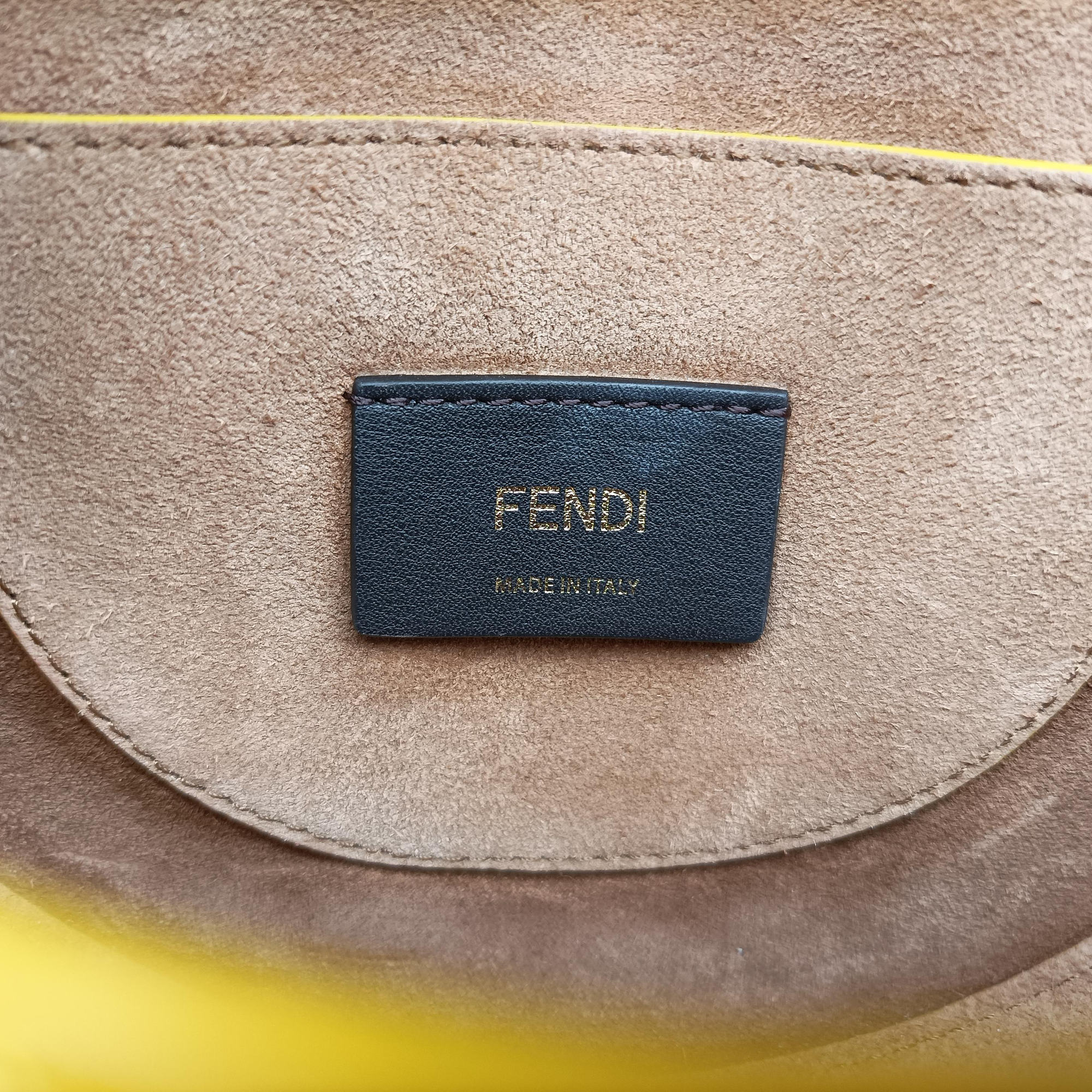 Pre-owned Fendi Moonlight Yellow Leather 8BT346 shoulderbag | stylenewstar