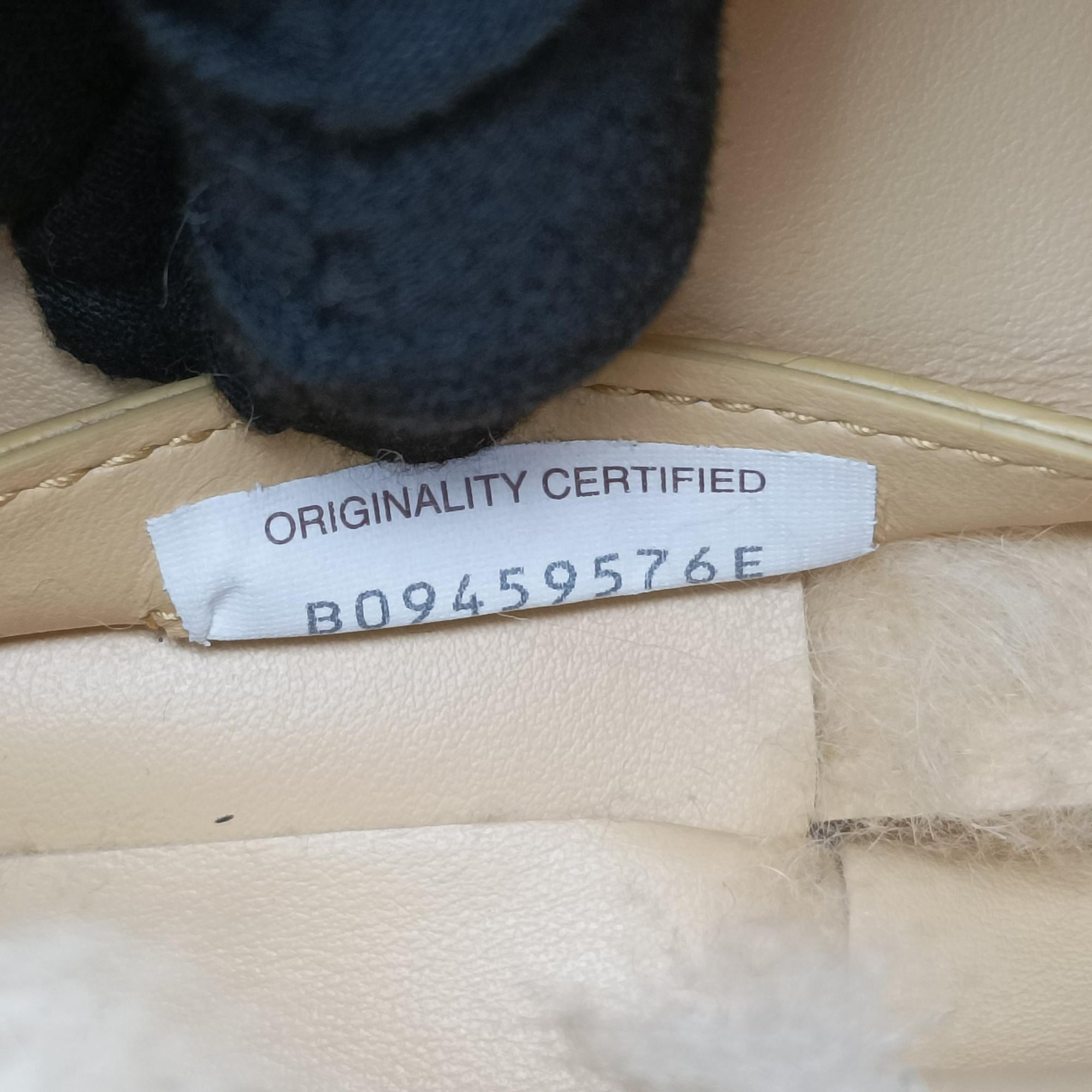 Secondhand Bottega Veneta Sac Cabas Arco Yellow Lambswool  handbag | stylenewstar