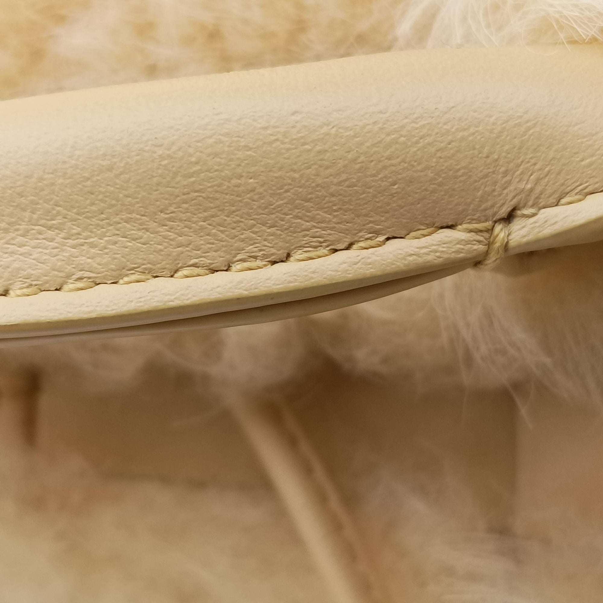 Secondhand Bottega Veneta Sac Cabas Arco Yellow Lambswool  handbag | stylenewstar