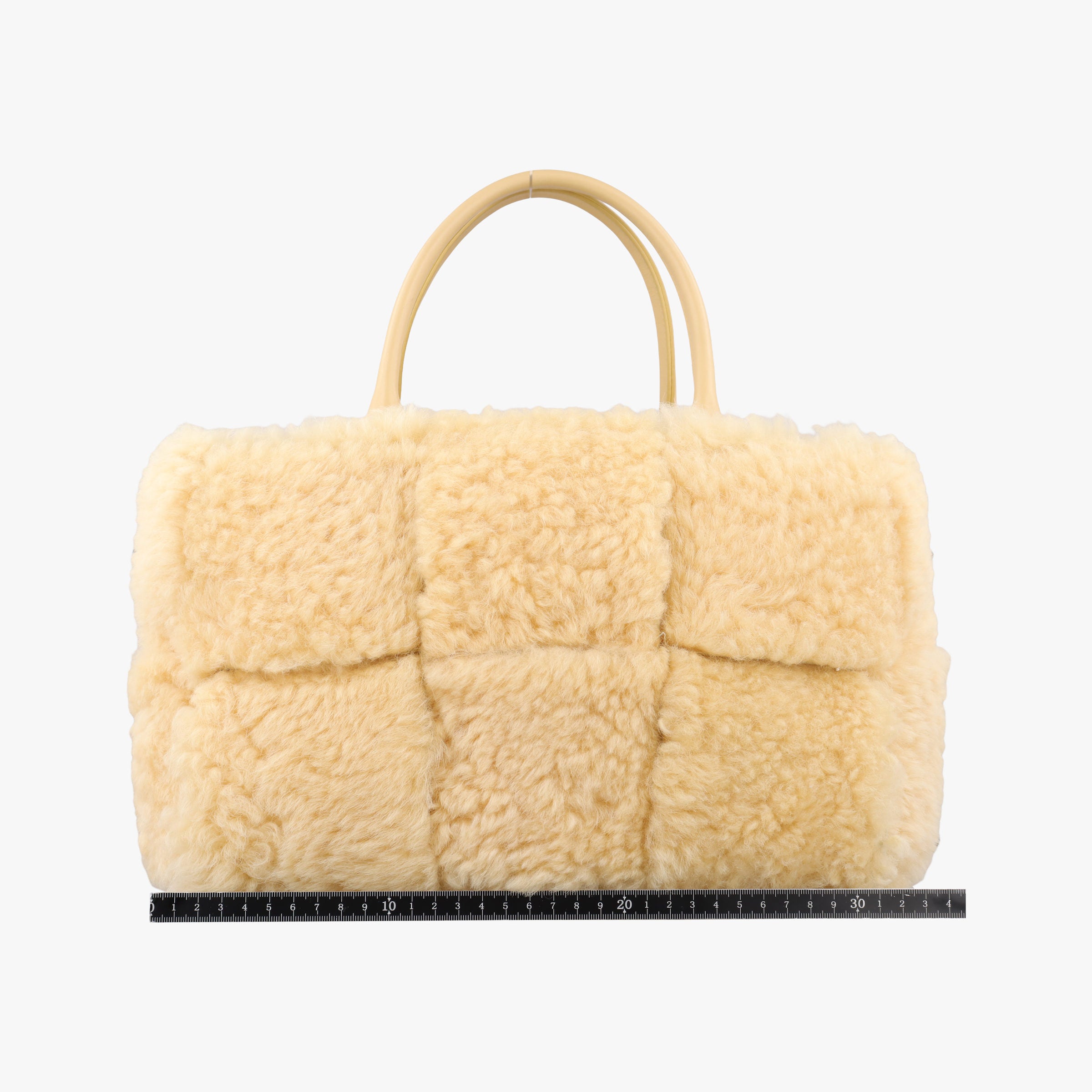 Secondhand Bottega Veneta Sac Cabas Arco Yellow Lambswool  handbag | stylenewstar