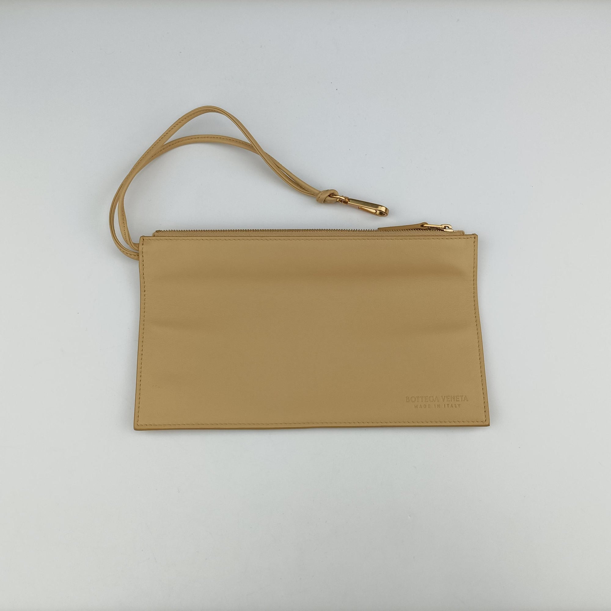 Secondhand Bottega Veneta Sac Cabas Arco Yellow Lambswool  handbag | stylenewstar