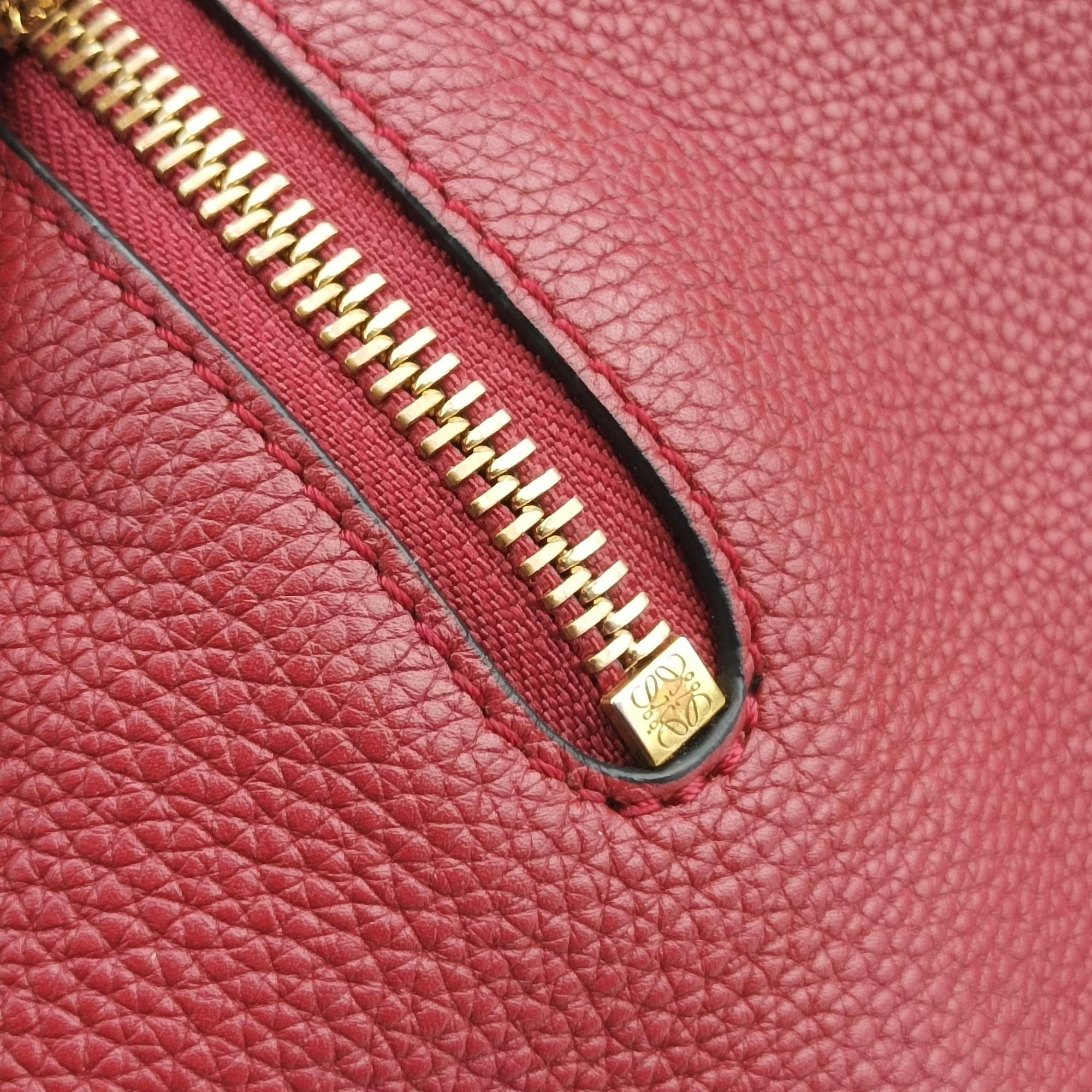 Pre-owned Loewe Hammock Burgundy Leather  shoulderbag | stylenewstar