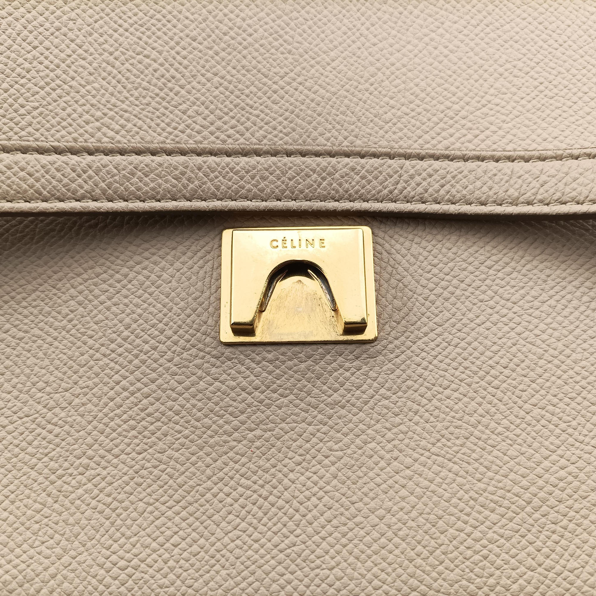 Pre-owned Celine Belt Mini Beige Leather  shoulderbag | stylenewstar