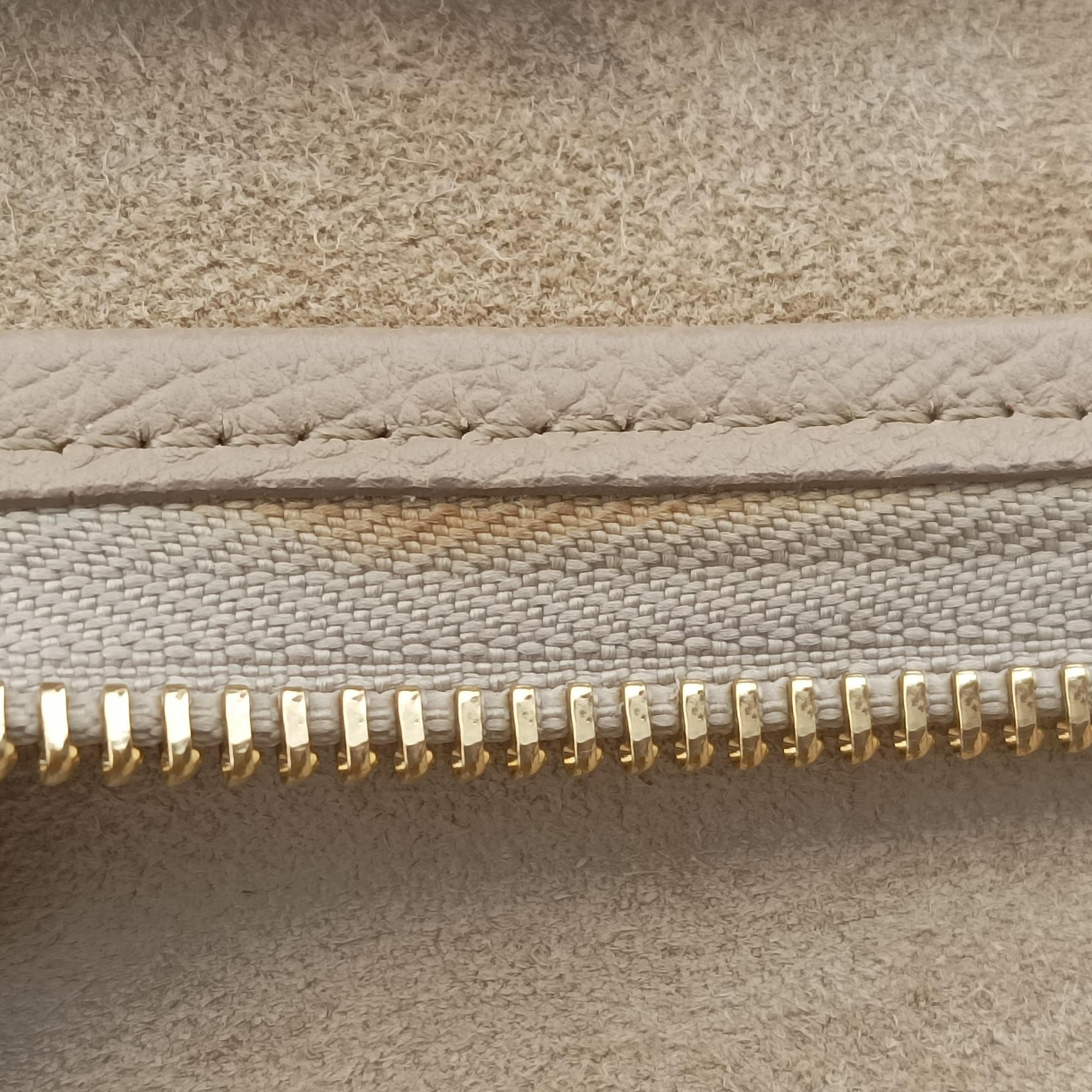 Pre-owned Celine Belt Mini Beige Leather  shoulderbag | stylenewstar