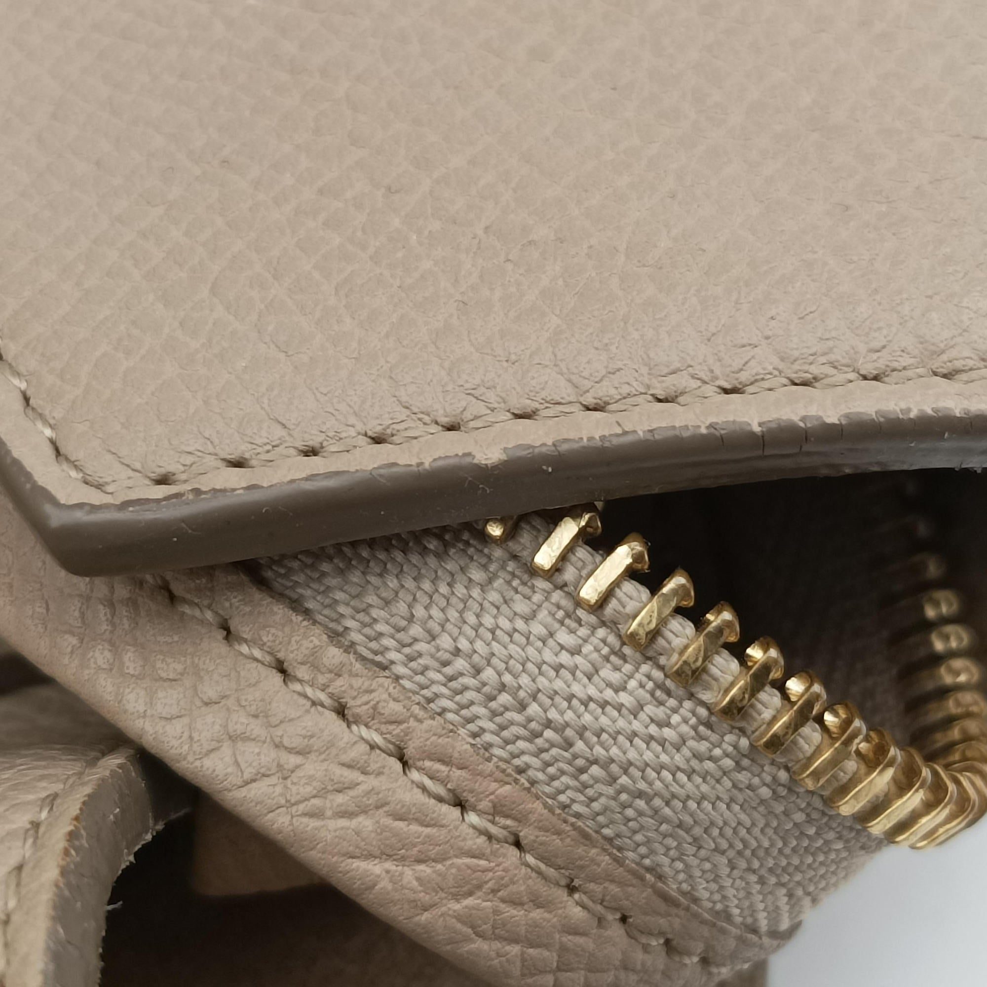 Pre-owned Celine Belt Mini Beige Leather  shoulderbag | stylenewstar