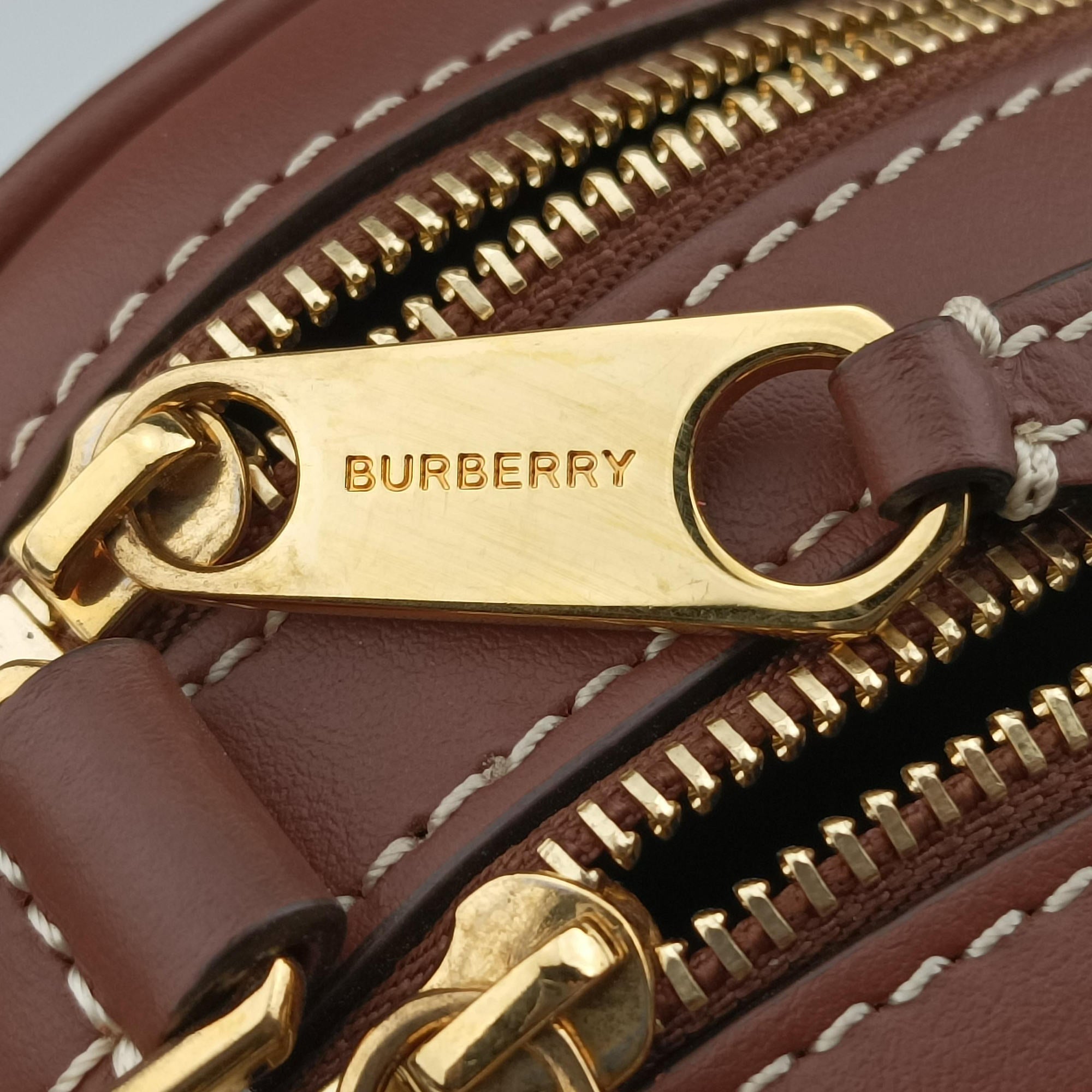 Pre-owned Burberry LOUISE Beige × Brown Canvas×Leather  shoulderbag | stylenewstar