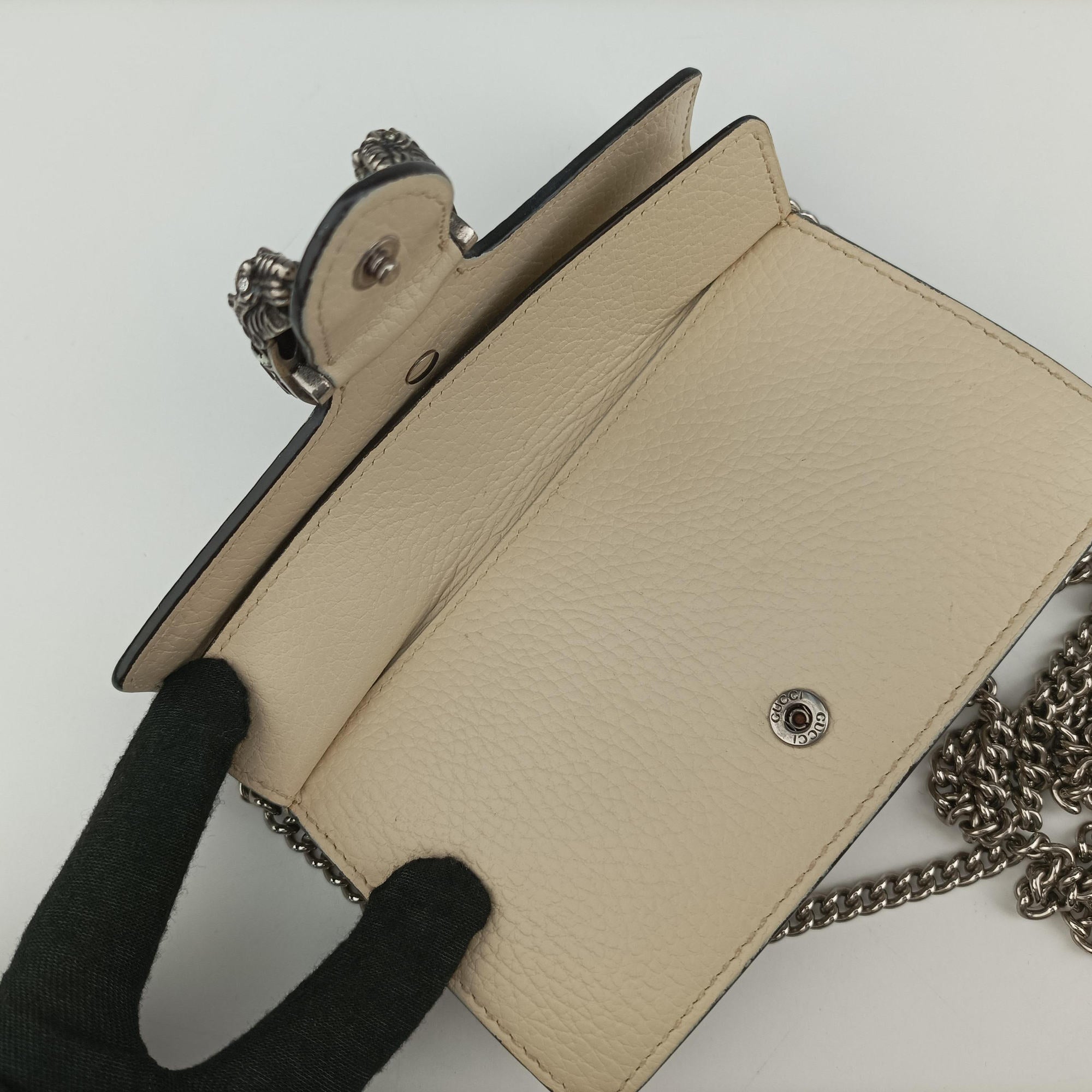 Secondhand Gucci Dionysus White Leather 476432 shoulderbag | stylenewstar