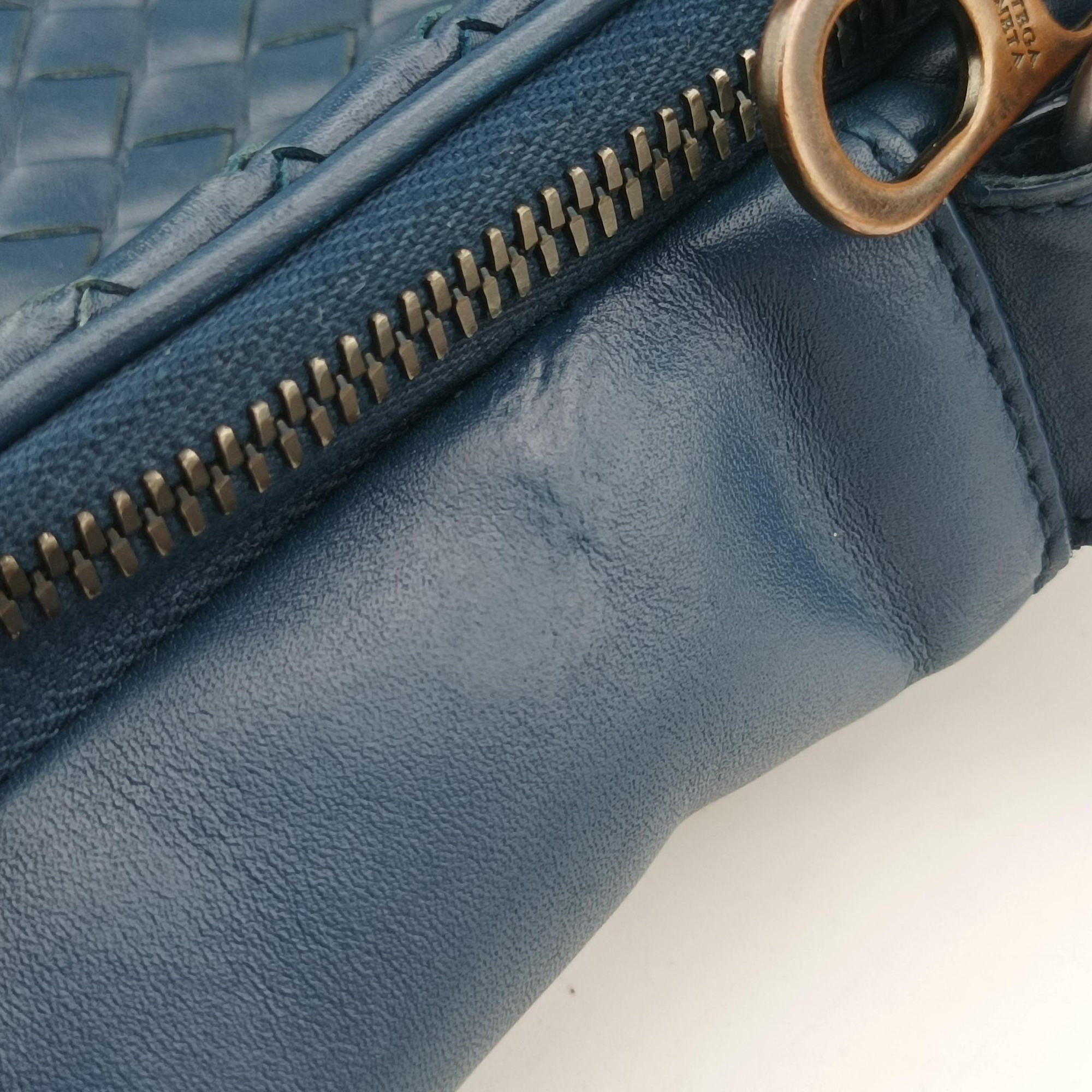 Secondhand Bottega Veneta Intrecciato Navy lambskin  shoulderbag | stylenewstar