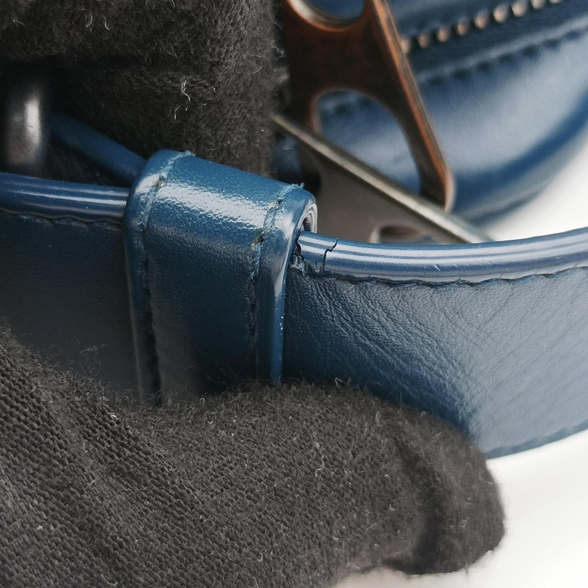 Secondhand Bottega Veneta Intrecciato Navy lambskin  shoulderbag | stylenewstar