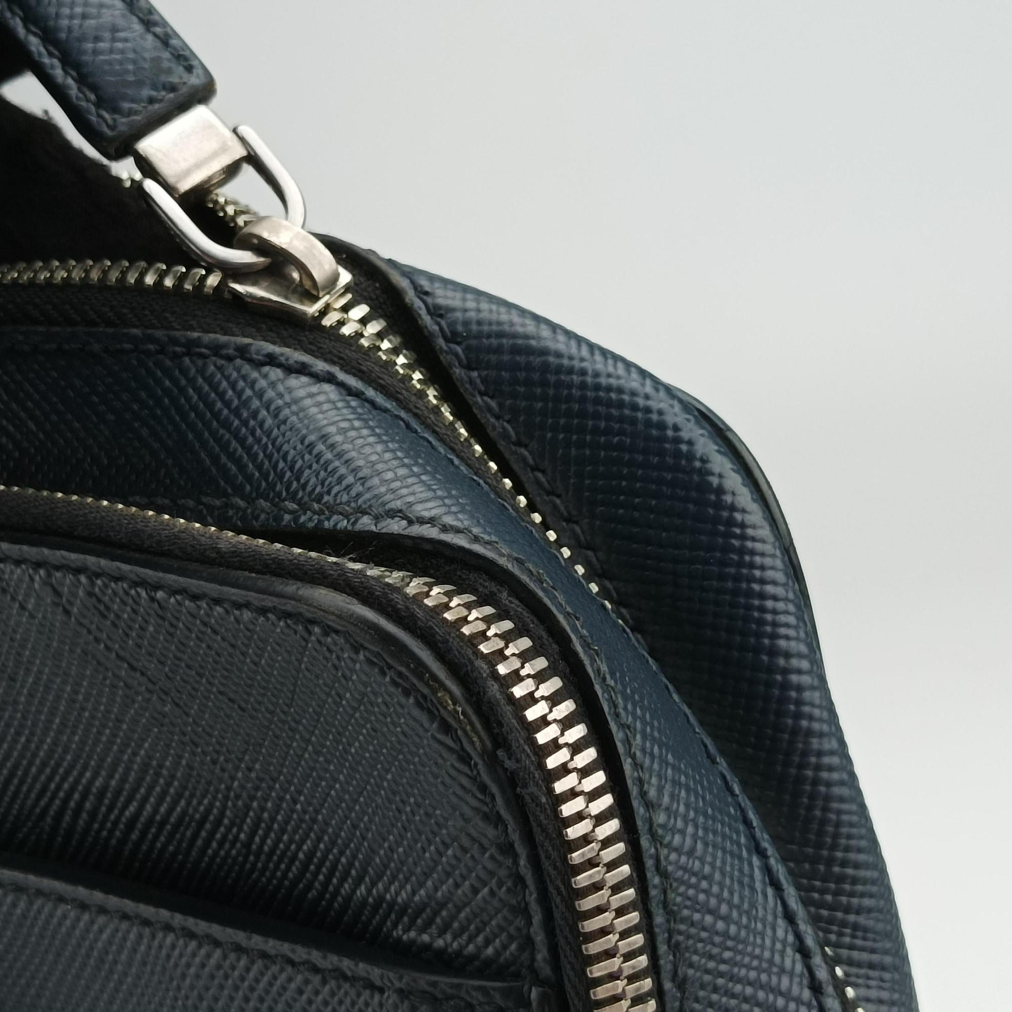 Pre-owned Prada Business Briefcase Navy SAFFIANO Leather 2VE368 handbag | stylenewstar