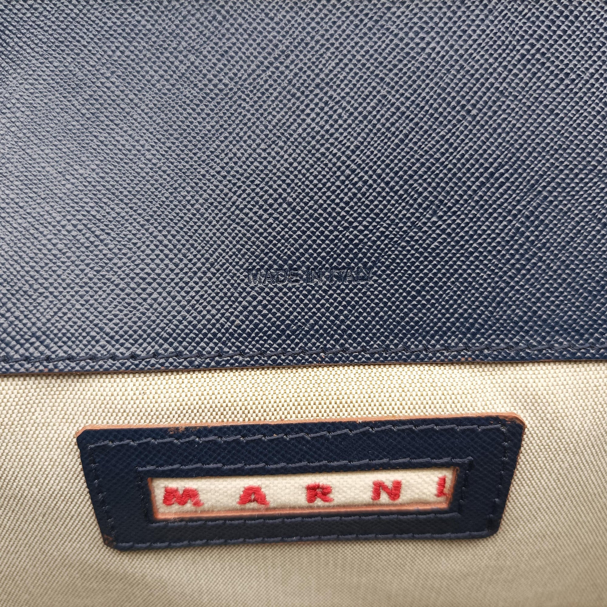 Pre-owned Marni TRUNK Navy Saffiano Leather   shoulderbag | stylenewstar
