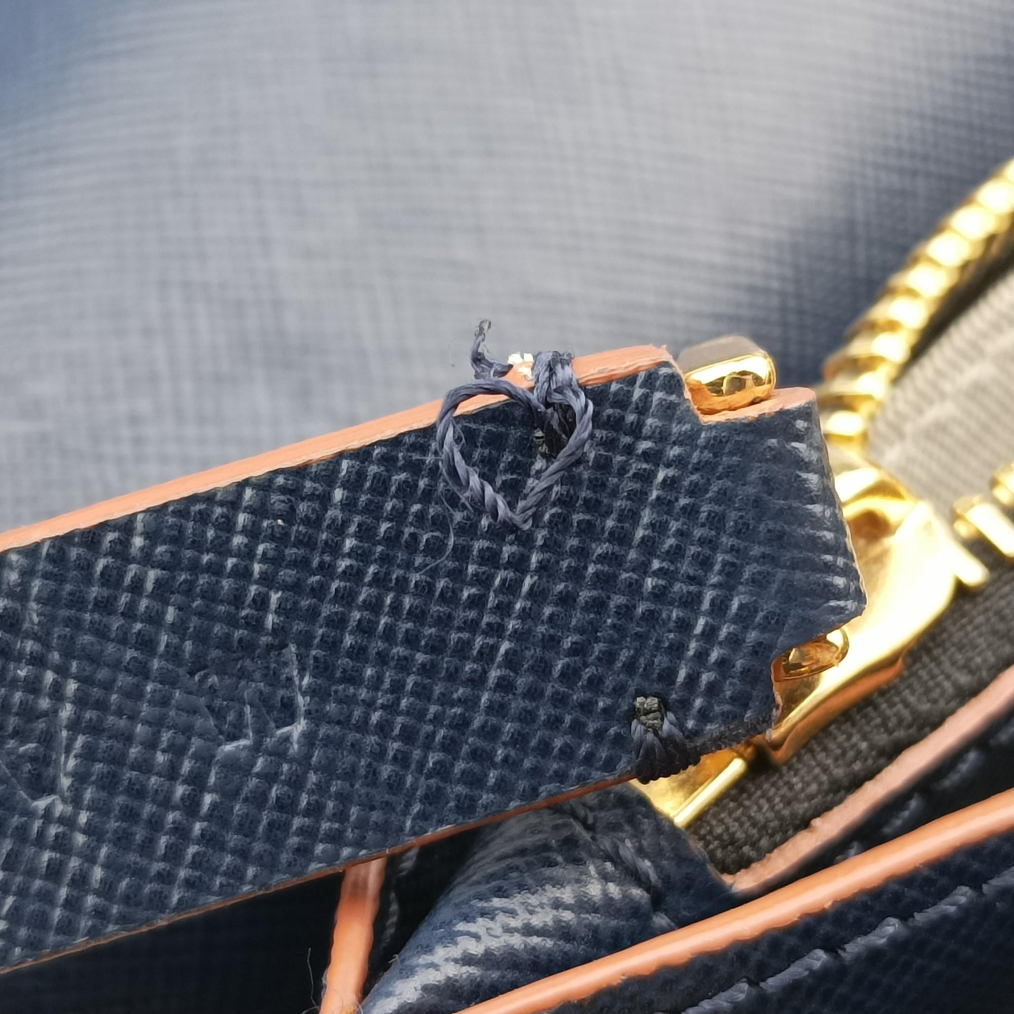 Pre-owned Marni TRUNK Navy Saffiano Leather   shoulderbag | stylenewstar