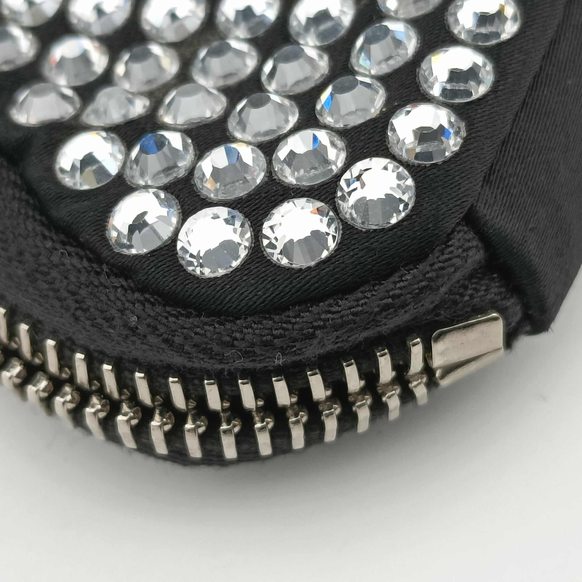 Pre-owned Prada Triangle Crystal Black Leather 1NR015 shoulderbag | stylenewstar