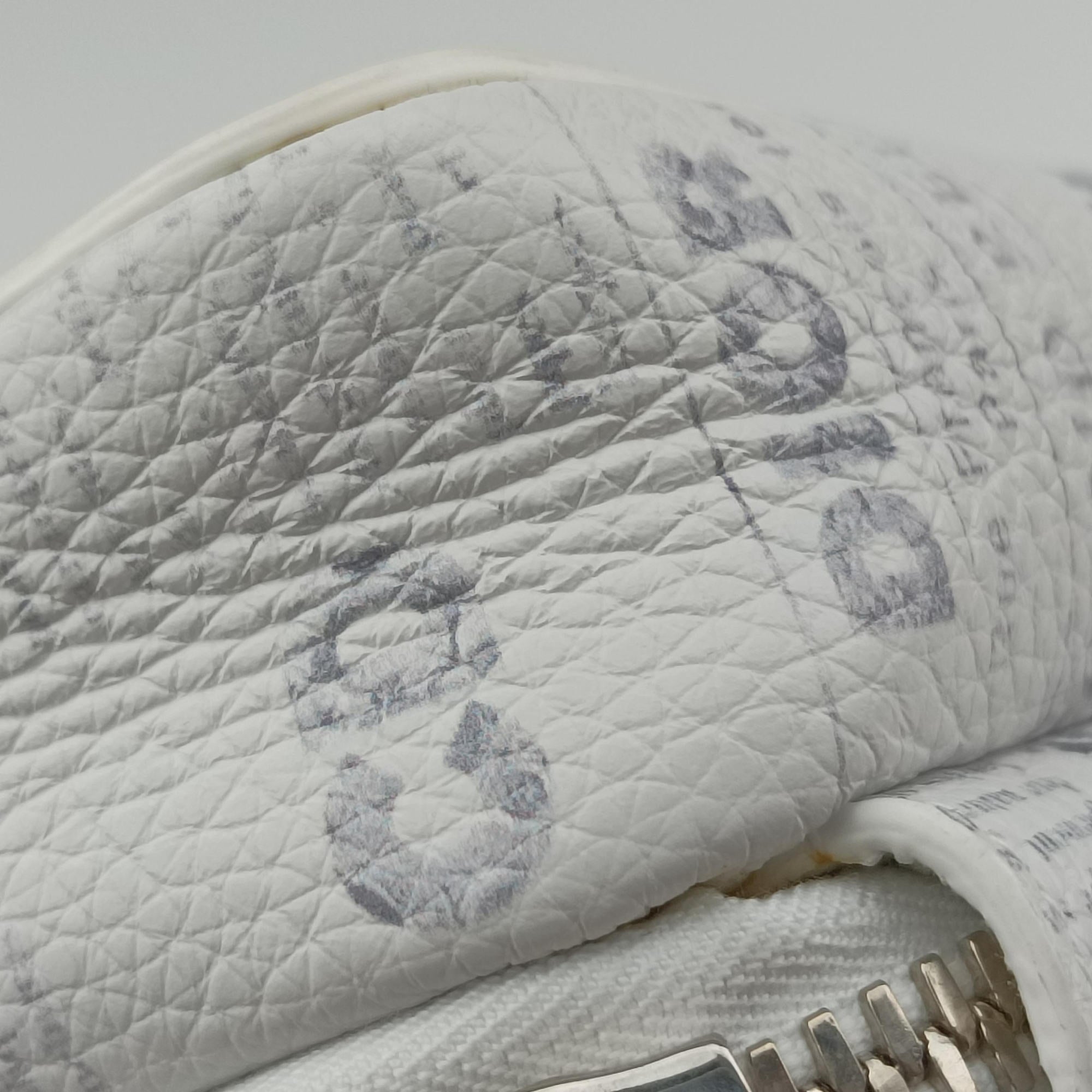 Secondhand Christian Dior Daniel Arsham collaboration Newspaper Print White Leather  shoulderbag | stylenewstar