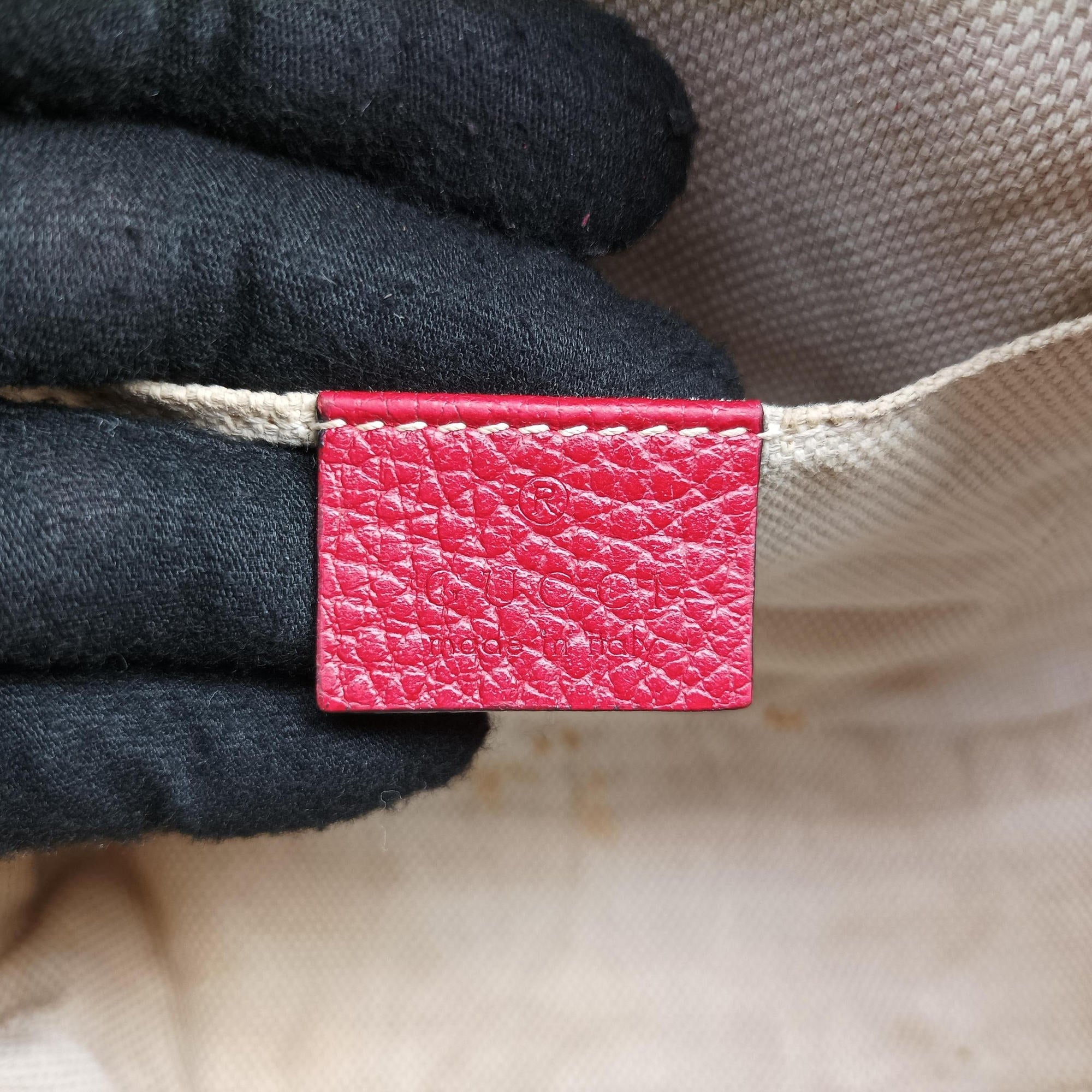 Vintage Gucci Soho Rose x red Leather 431567 shoulderbag | stylenewstar