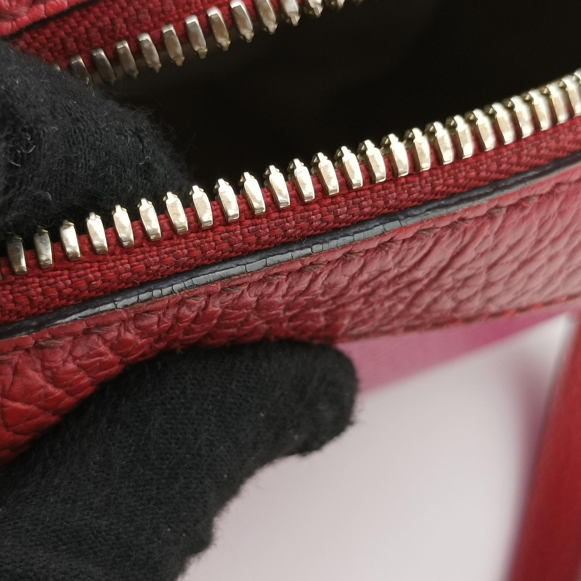Vintage Gucci Soho Rose x red Leather 431567 shoulderbag | stylenewstar