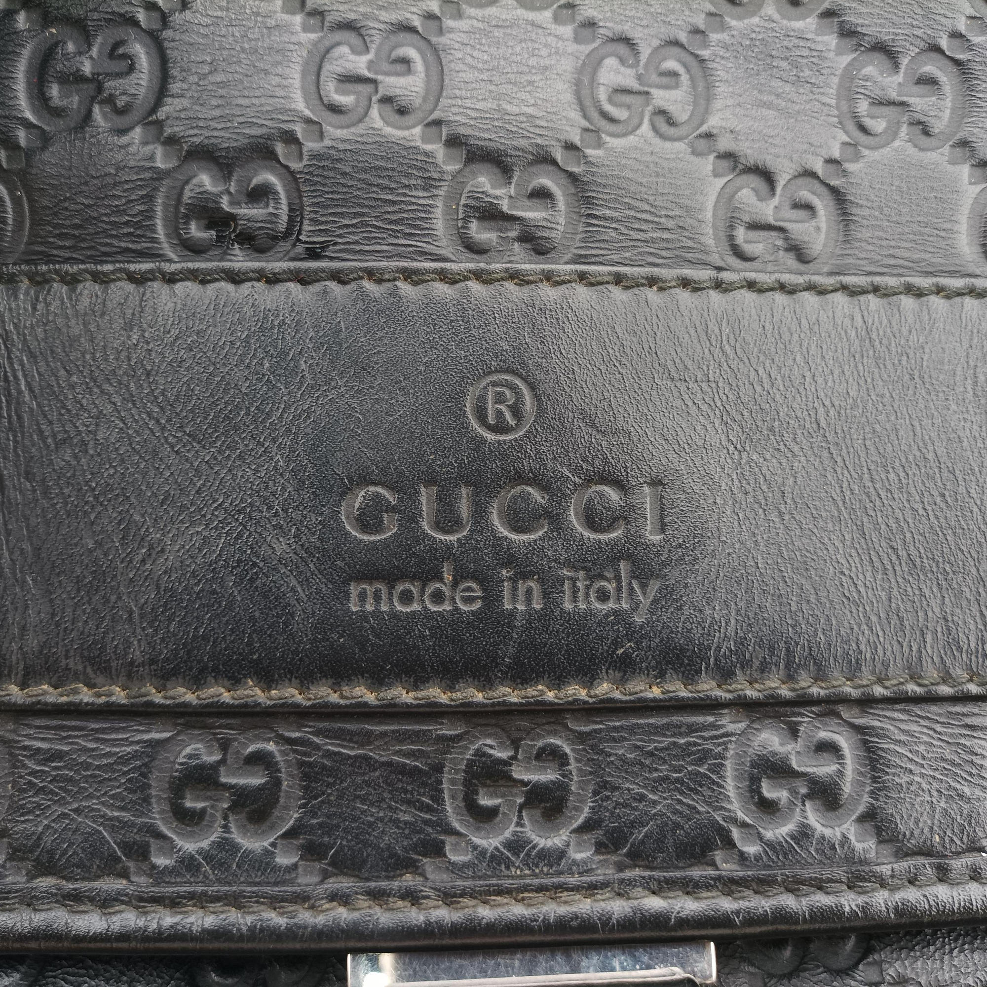 Pre-owned Gucci Guccissima Rubber Messenger Black Leather 246067 shoulderbag | stylenewstar