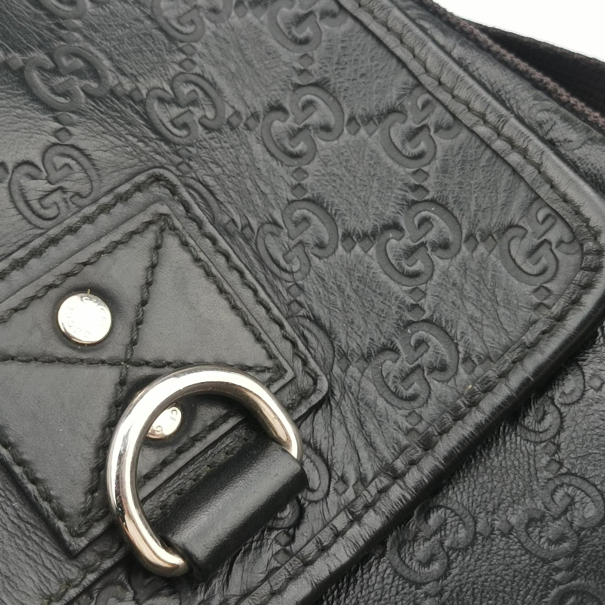 Pre-owned Gucci Guccissima Rubber Messenger Black Leather 246067 shoulderbag | stylenewstar