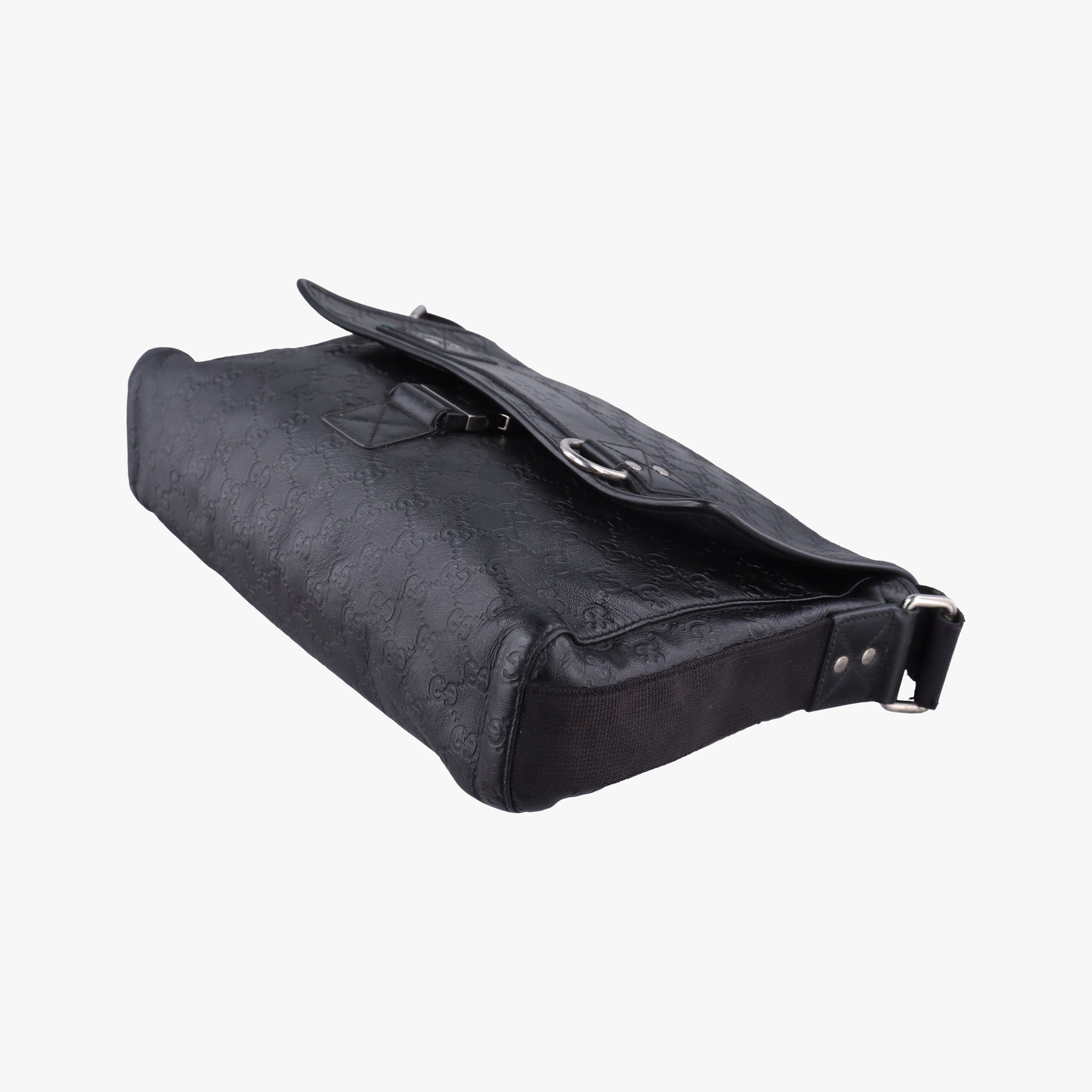 Pre-owned Gucci Guccissima Rubber Messenger Black Leather 246067 shoulderbag | stylenewstar