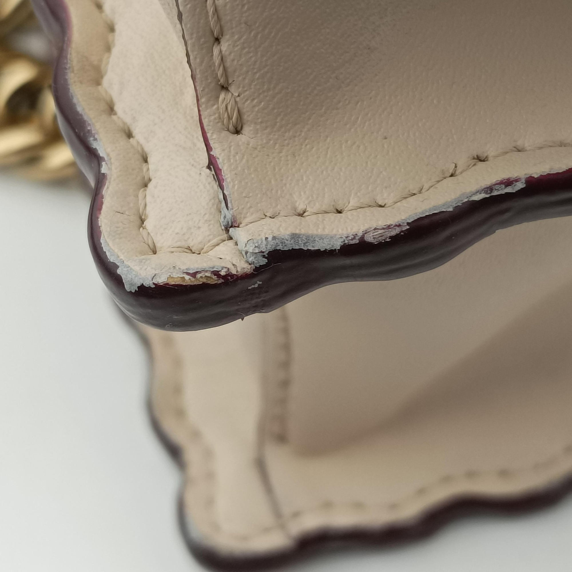Pre-owned Fendi KAN I White Leather 8BT283 shoulderbag | stylenewstar
