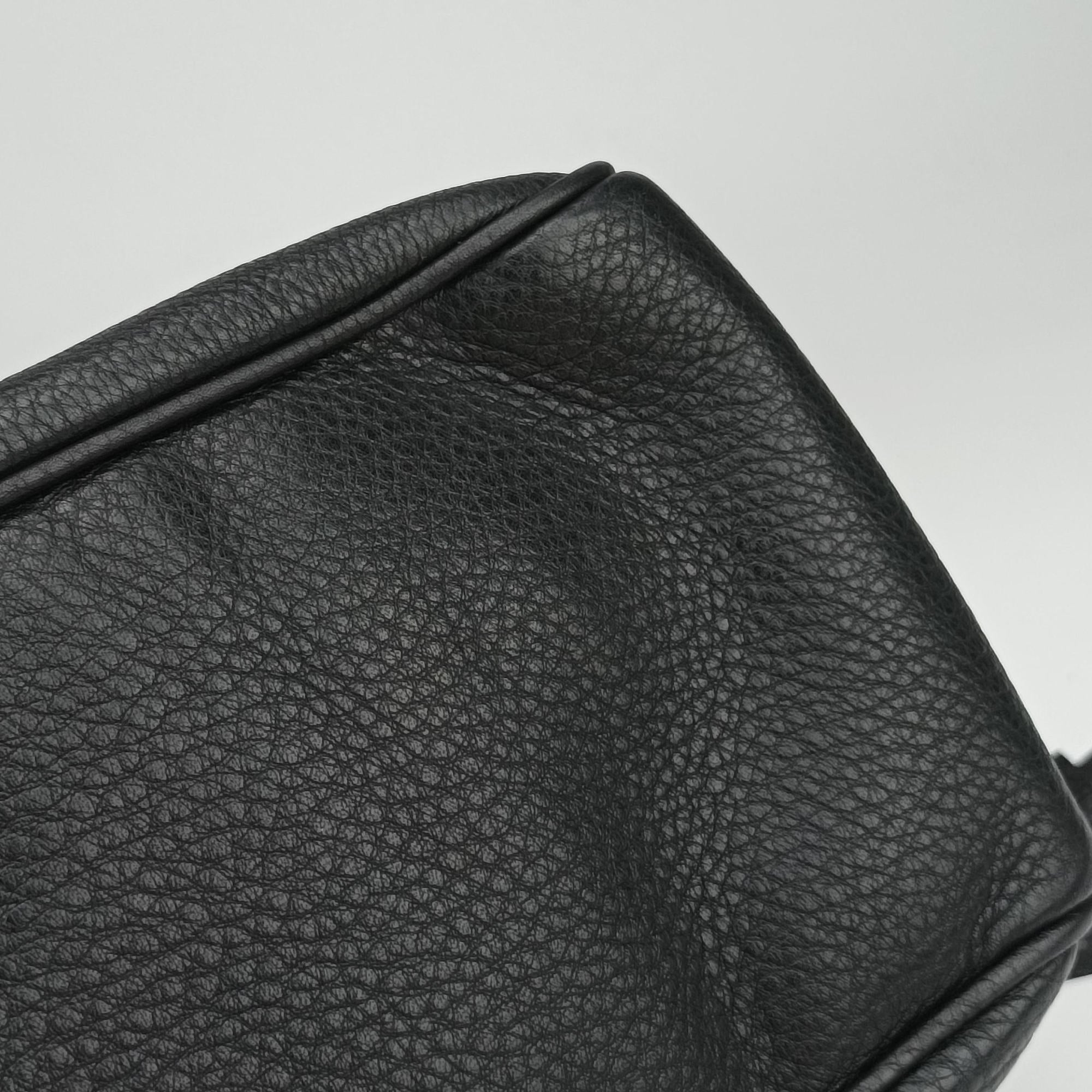 Pre-owned Gucci Soho Black Leather 353126 shoulderbag | stylenewstar