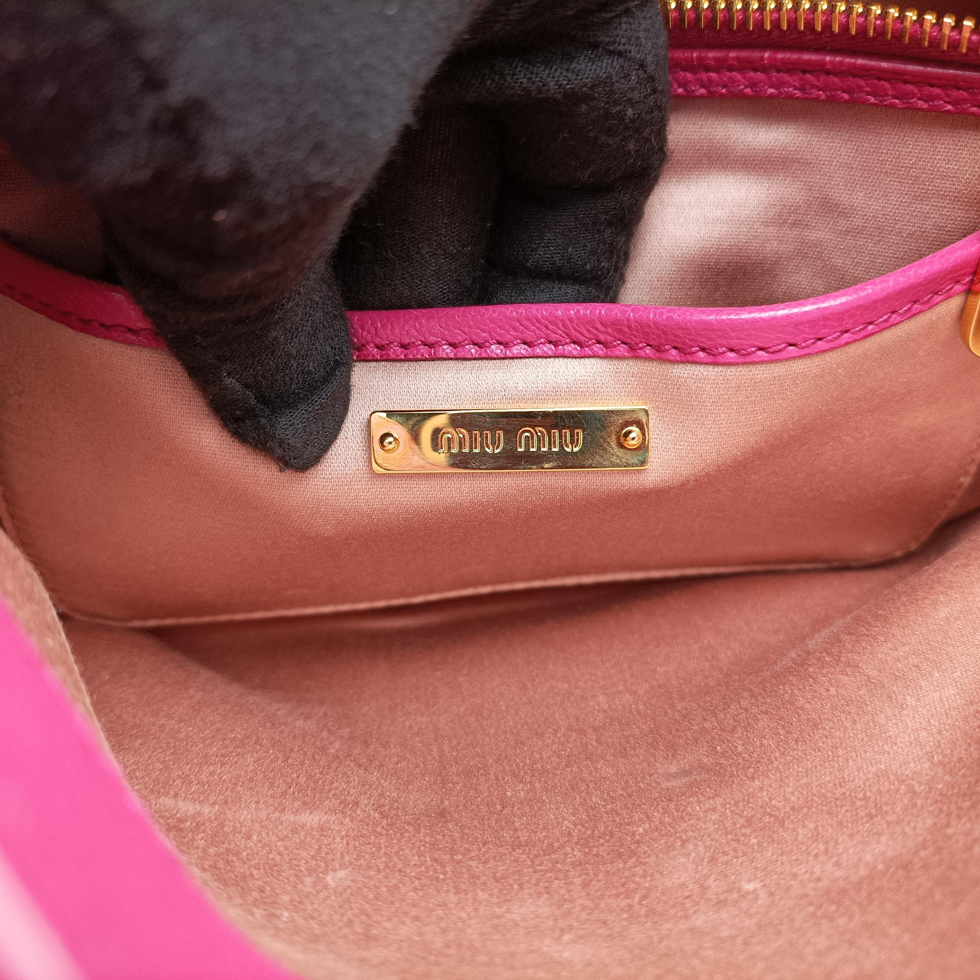 Pre-owned Miu Miu Madras Pink Leather  shoulderbag | stylenewstar