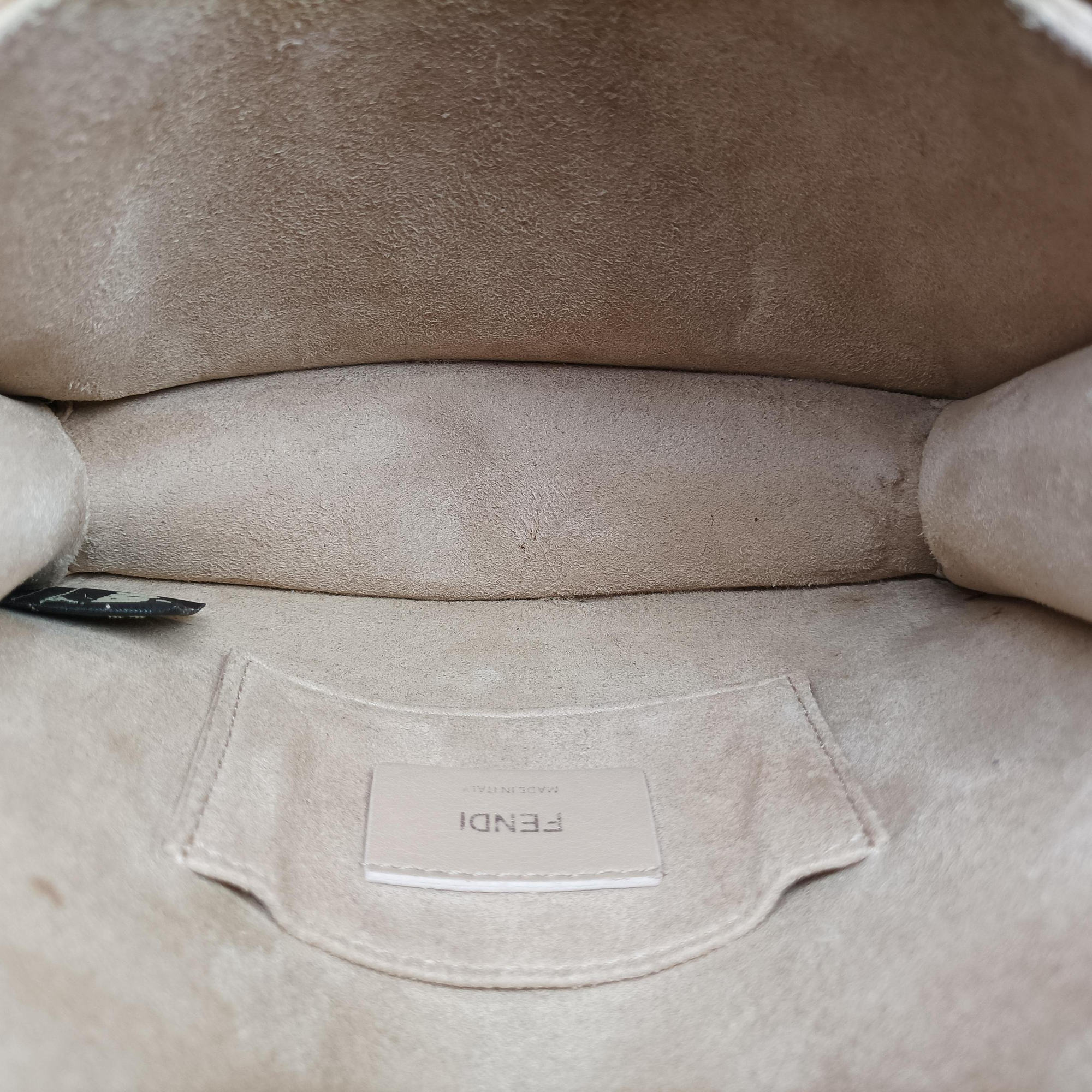 Vintage Fendi Studded Kan I Black Leather 8M0381 shoulderbag | stylenewstar