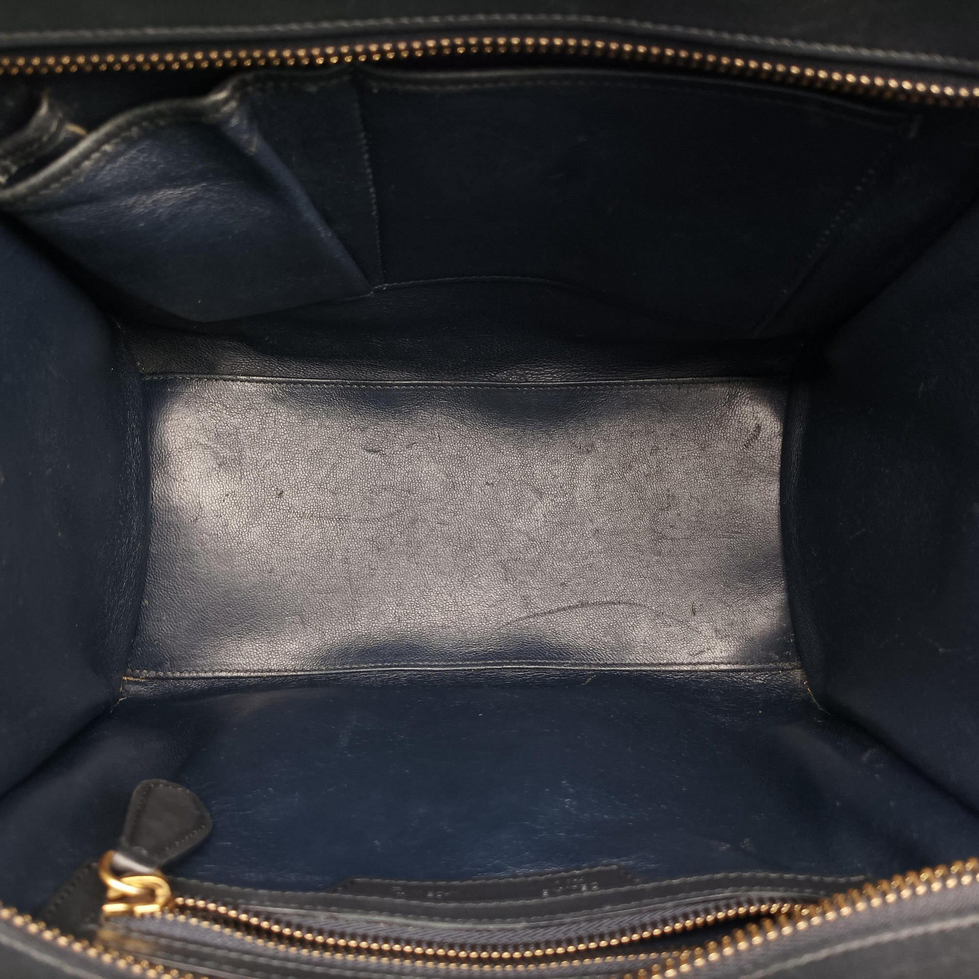 Pre-owned Celine Luggage Micro shopper Blue×black Leather  handbag | stylenewstar
