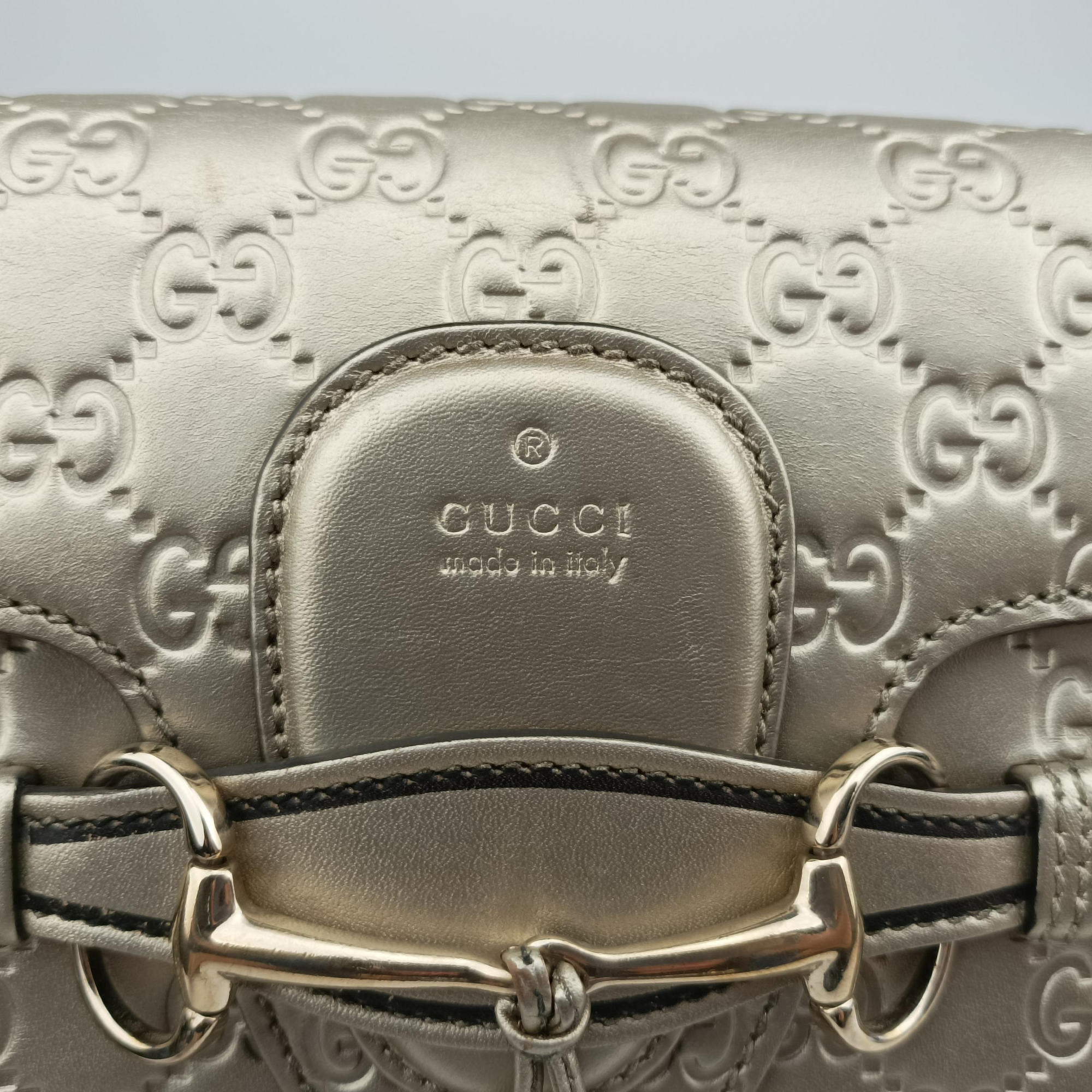 Pre-owned Gucci Emily Light Gold Leather 295402 shoulderbag | stylenewstar
