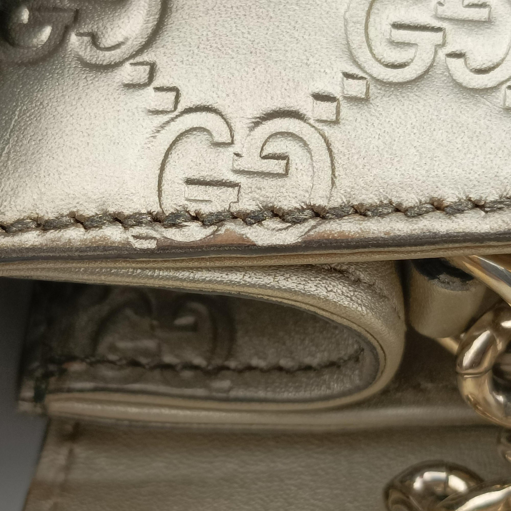 Pre-owned Gucci Emily Light Gold Leather 295402 shoulderbag | stylenewstar