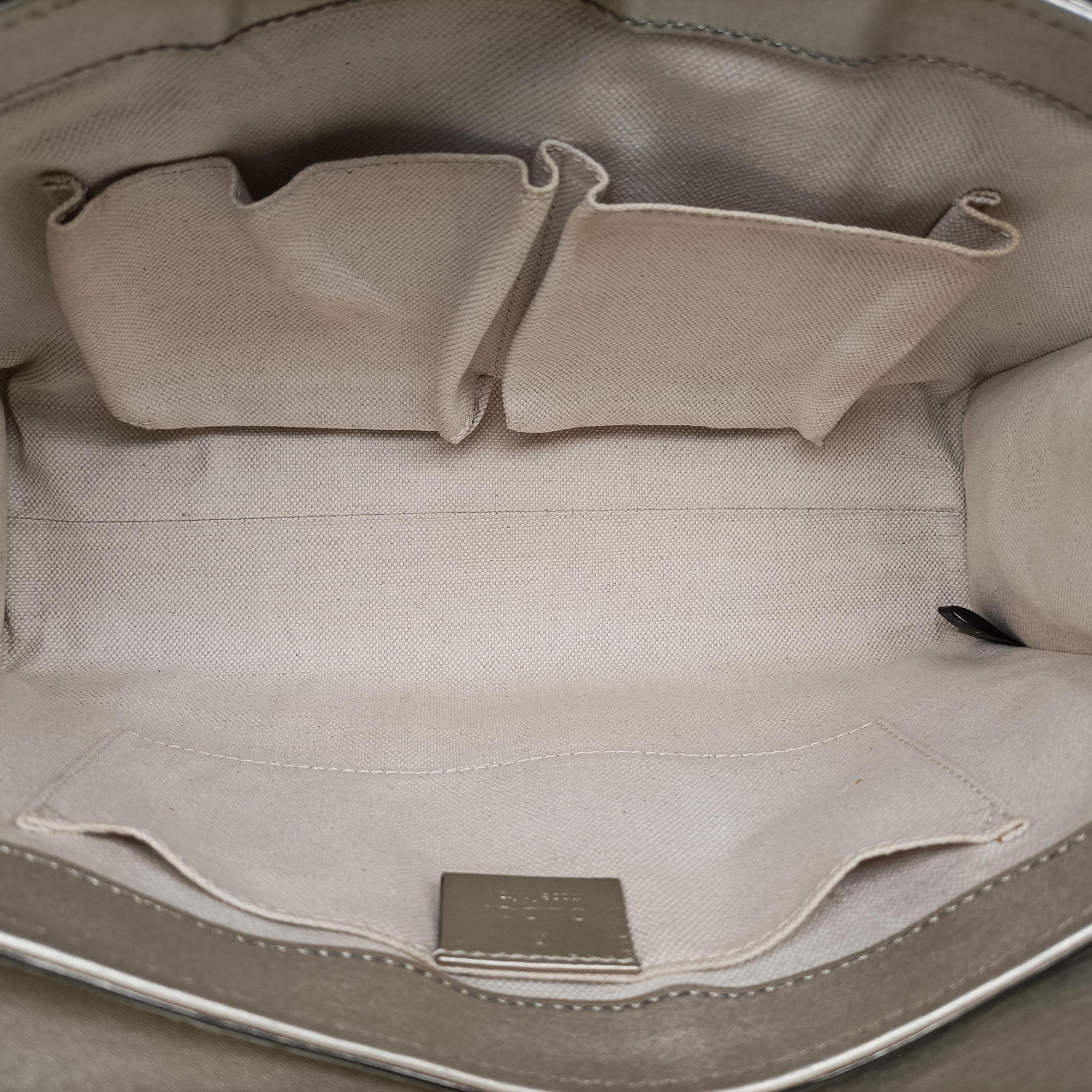 Pre-owned Gucci Emily Light Gold Leather 295402 shoulderbag | stylenewstar
