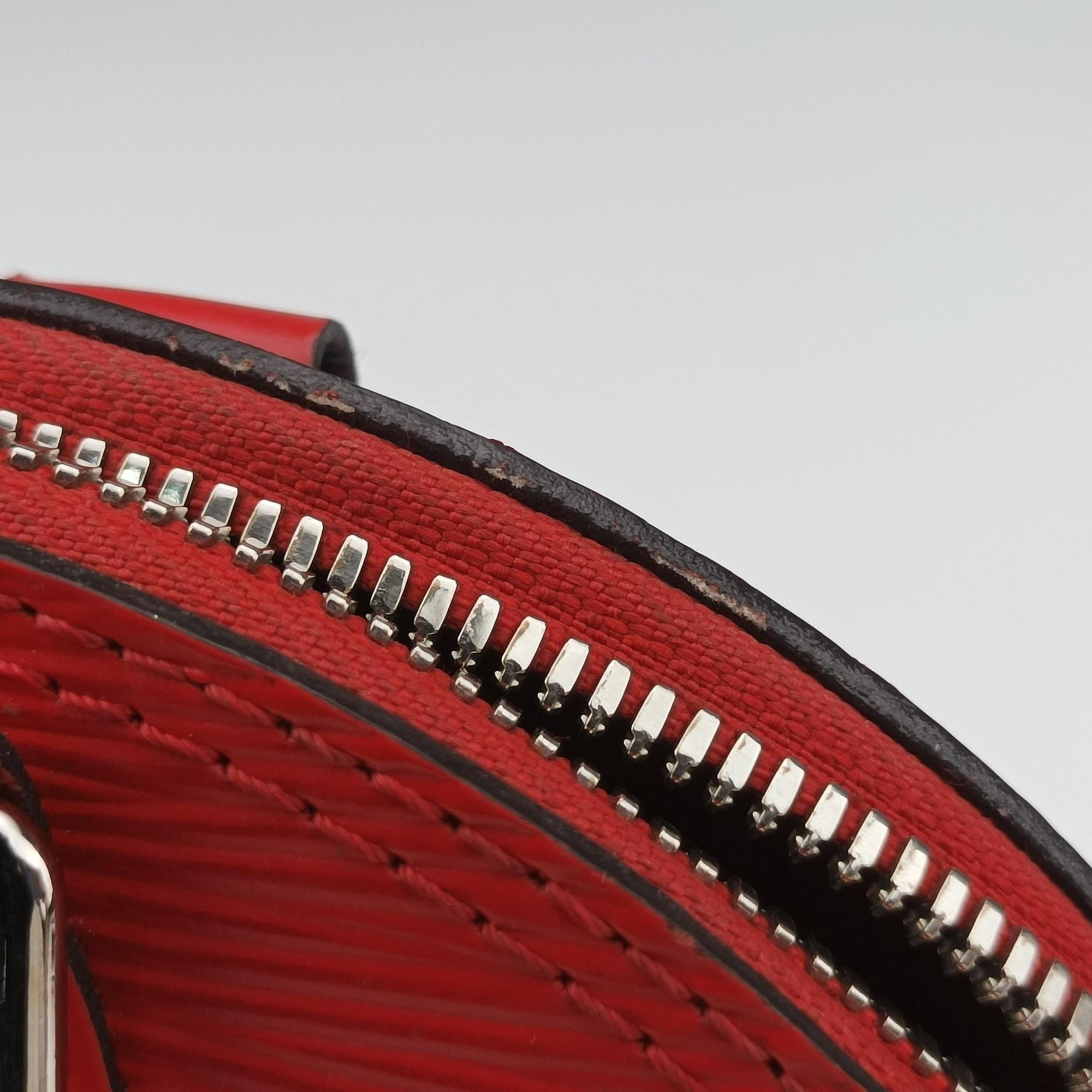 Pre-owned Louis Vuitton Nano Alma COQUELICOT epi M50516 shoulderbag | stylenewstar