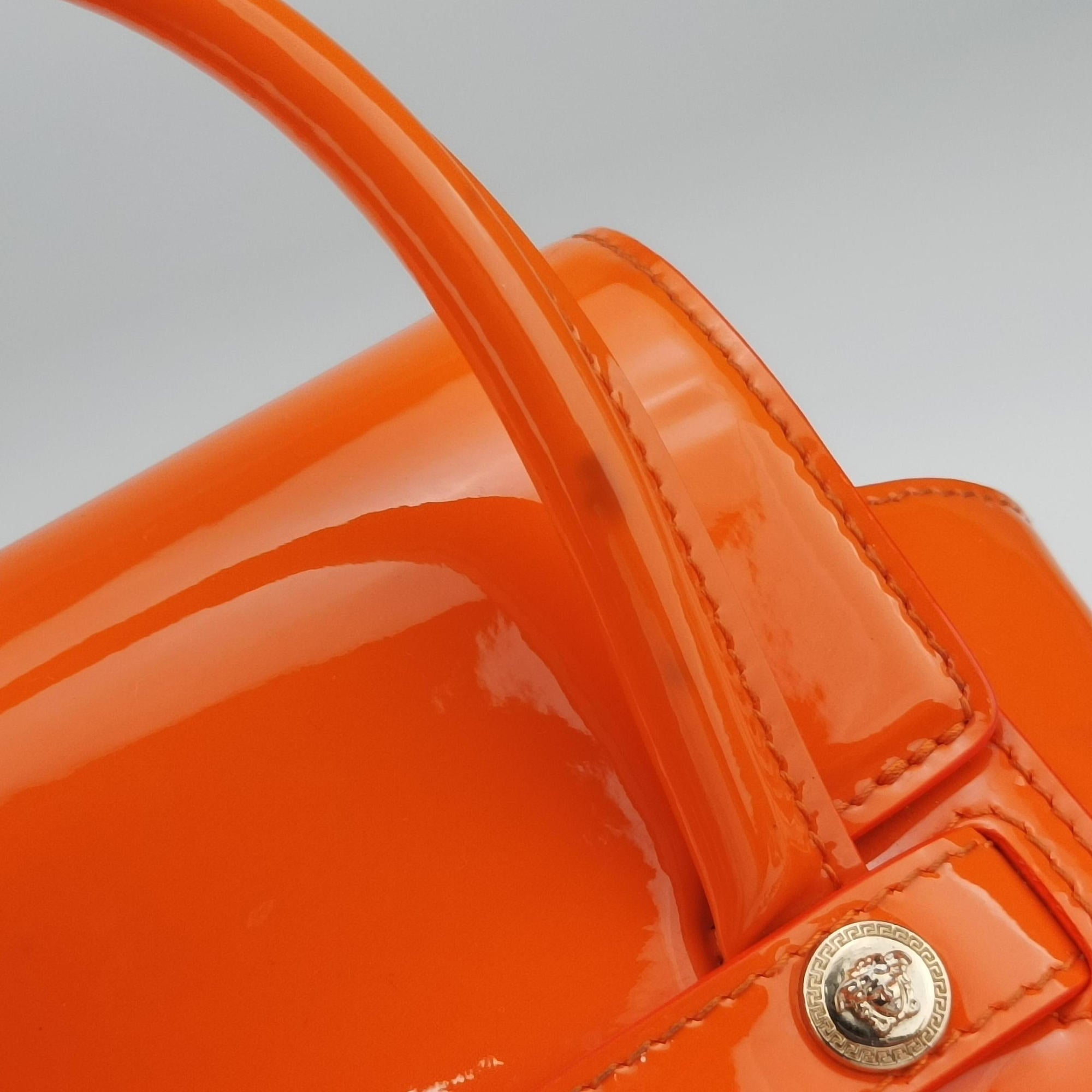 Pre-owned VERSACE La Medusa Orange patent  shoulderbag | stylenewstar