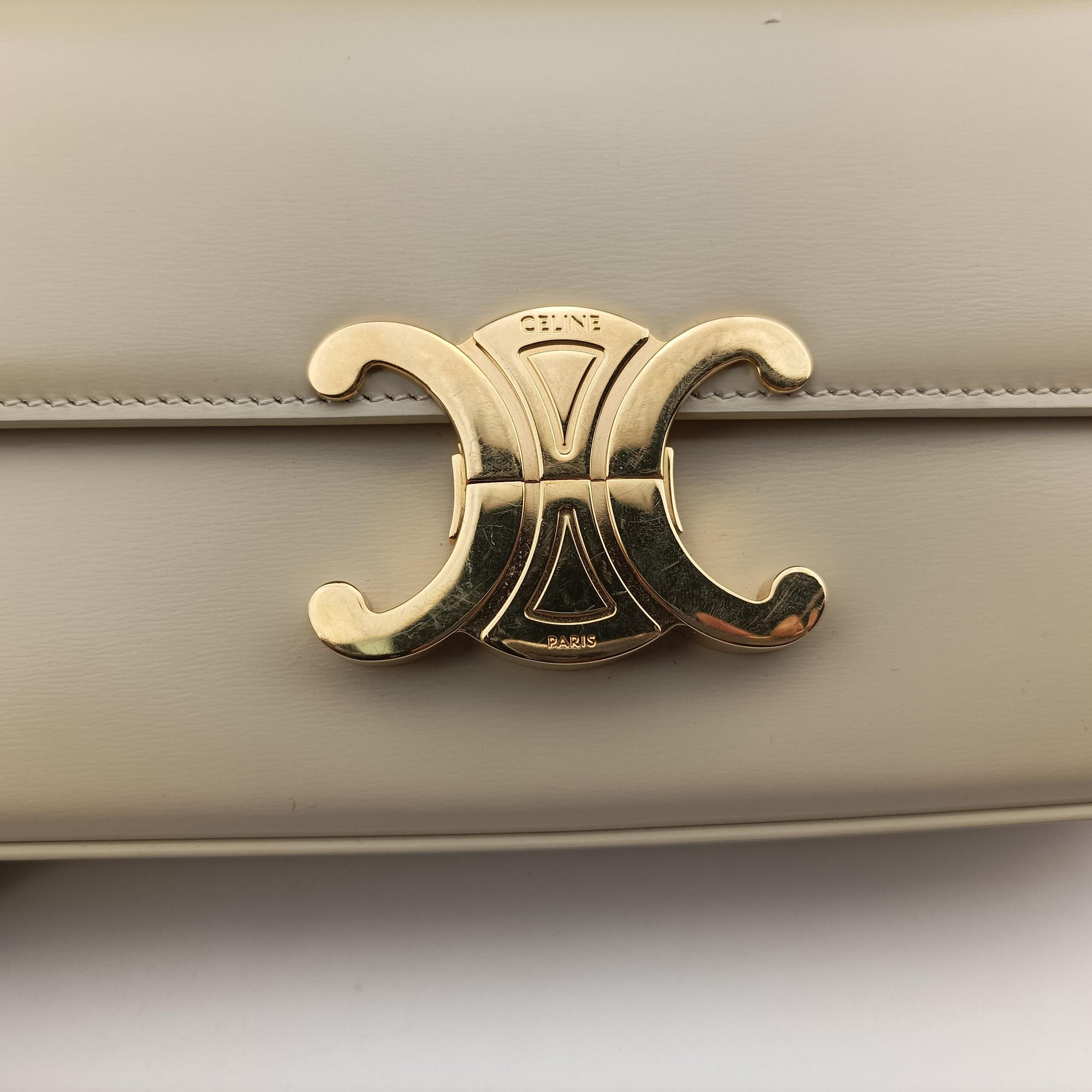 Pre-owned Celine Claude Triomphe Beige Leather  shoulderbag | stylenewstar
