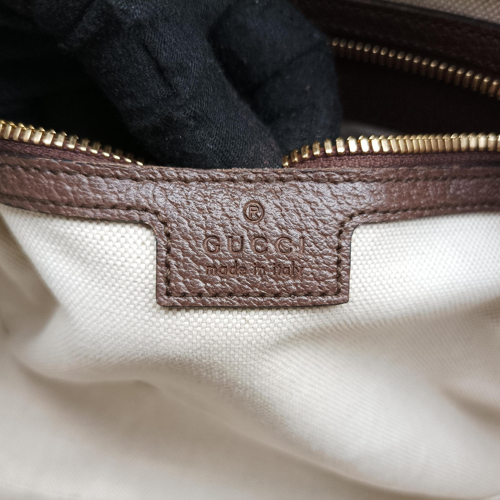 Vintage Gucci Jumbo GG Messenger Brown canvas×leather 675891 shoulderbag | stylenewstar